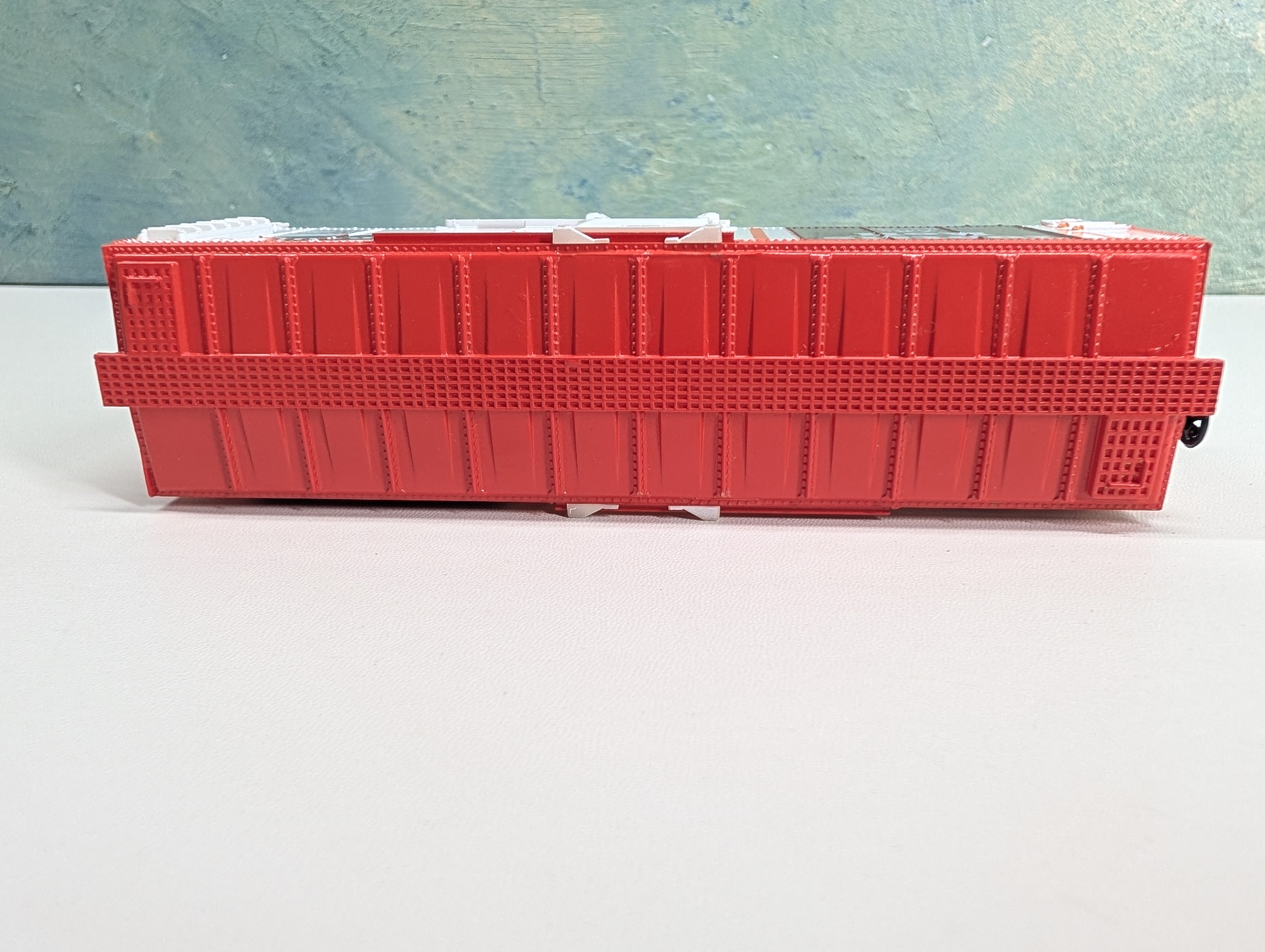 USED Life-Like HO Scale 40' Billboard Box Car Tootsie Roll TR #41879