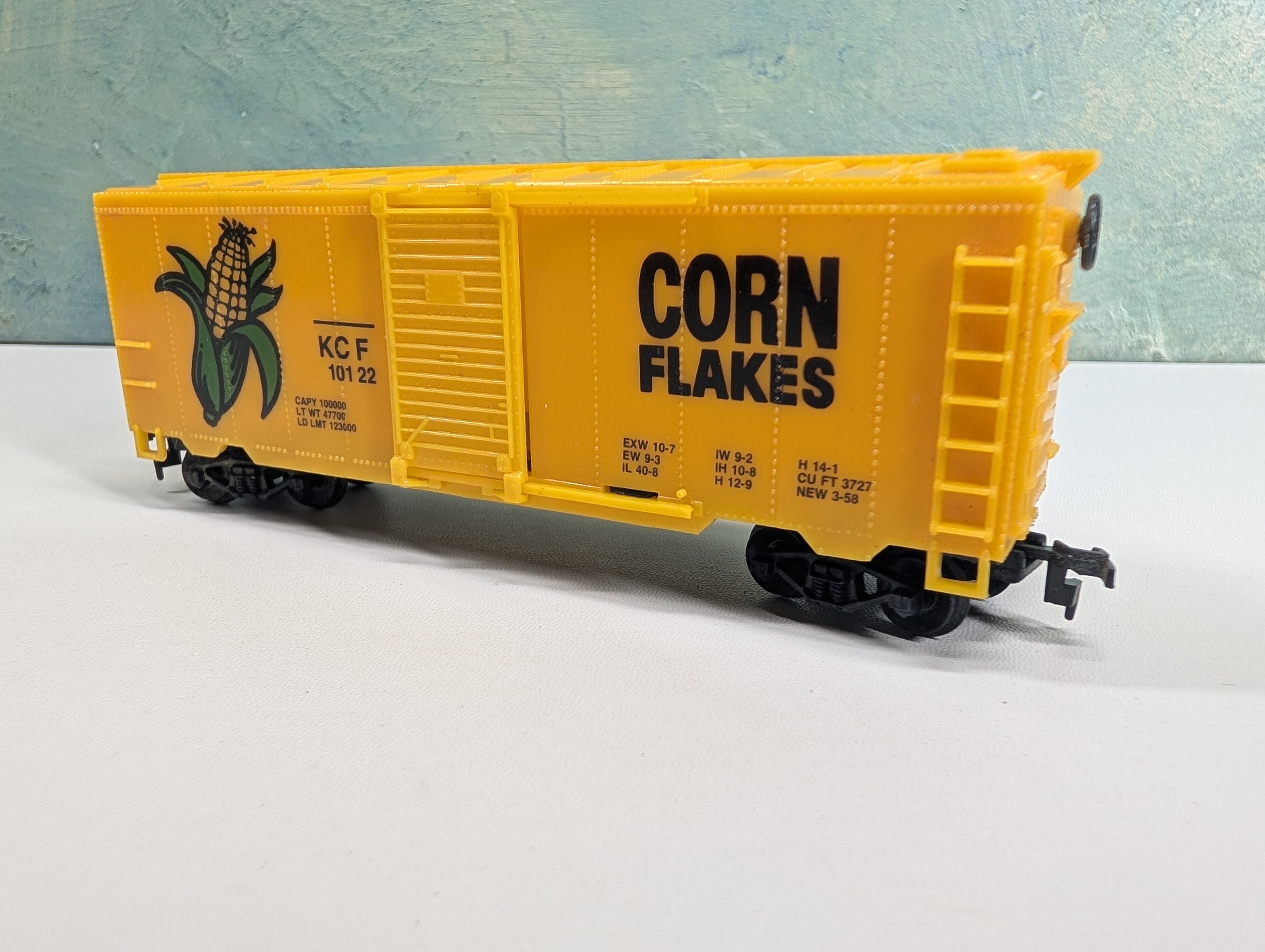 USED Life-Like HO Scale 40' Billboard Box Car Corn Flakes KCF #10122