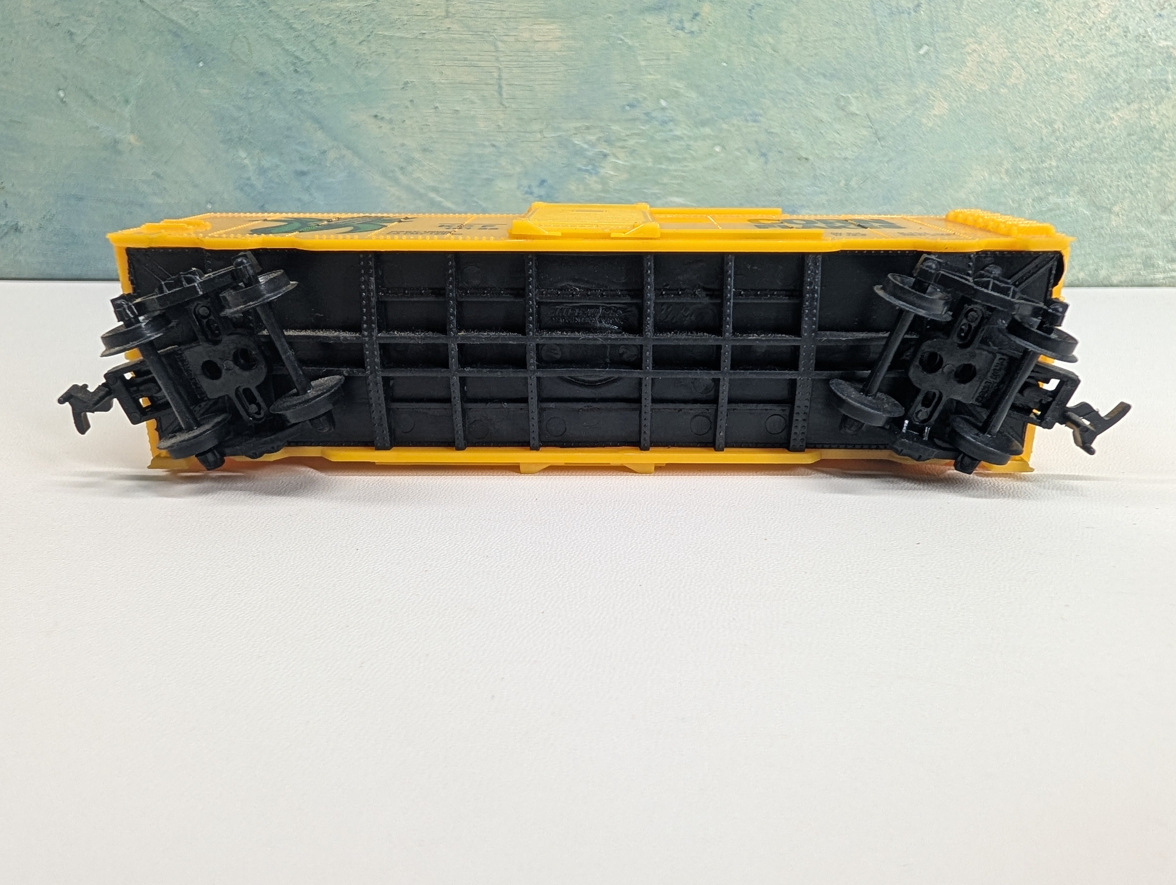 USED Life-Like HO Scale 40' Billboard Box Car Corn Flakes KCF #10122