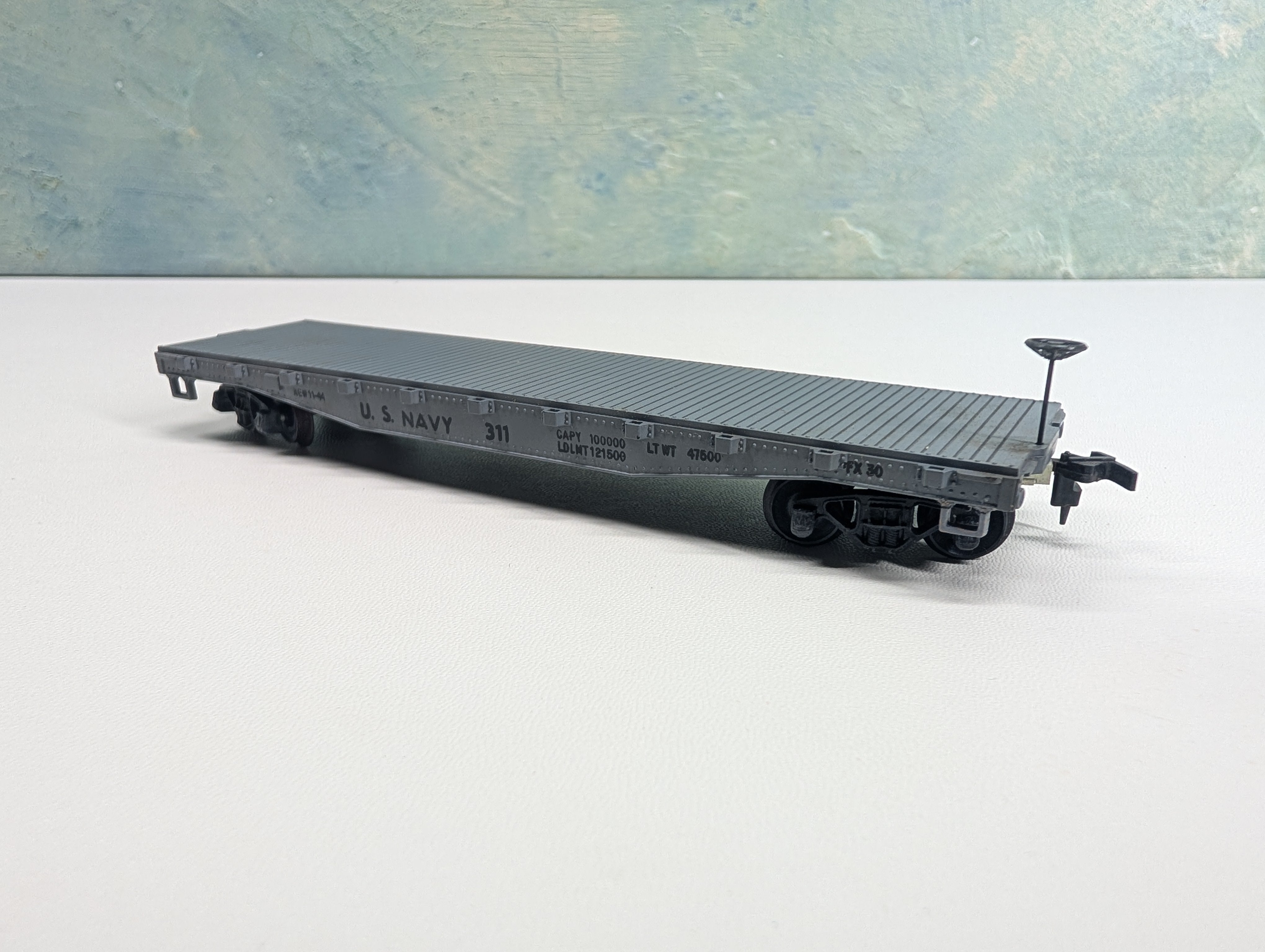 USED Mantua HO Scale 41' Flat Car w/ Brake Wheel! US Navy #311