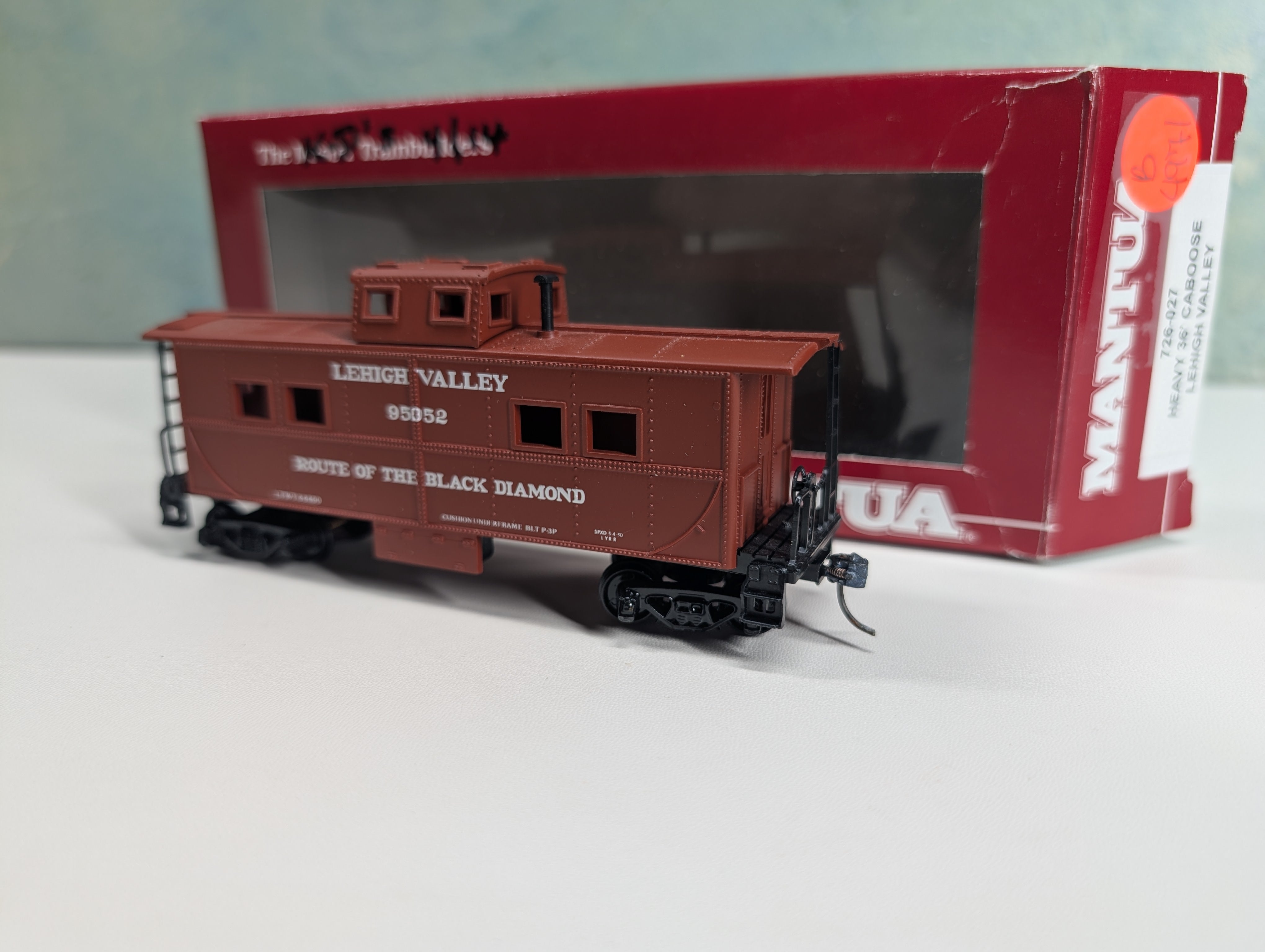 USED Mantua 726-027 HO Scale Heavy 36' Caboose Lehigh Valley #95052 Route of the Black Diamond