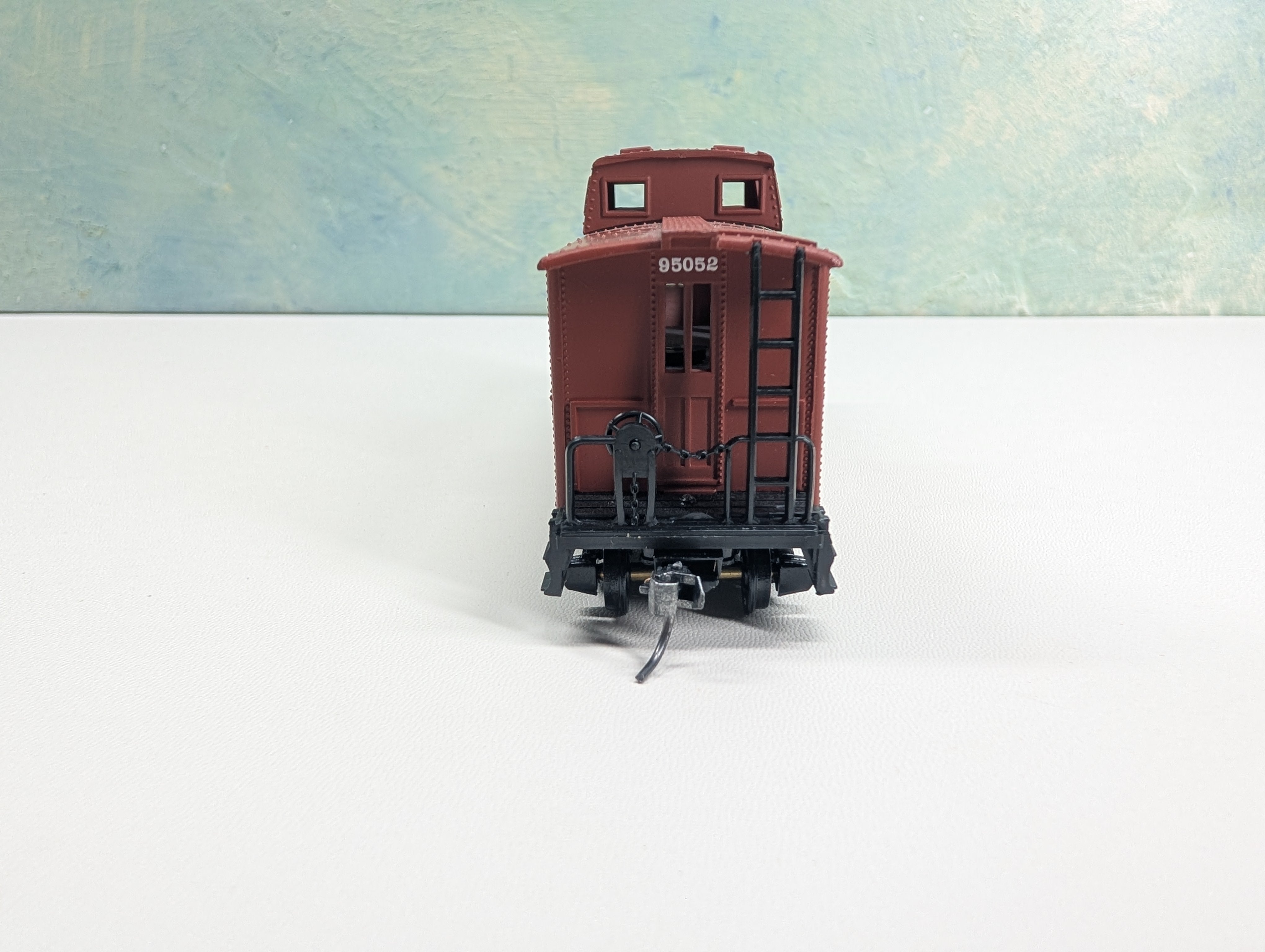 USED Mantua 726-027 HO Scale Heavy 36' Caboose Lehigh Valley #95052 Route of the Black Diamond