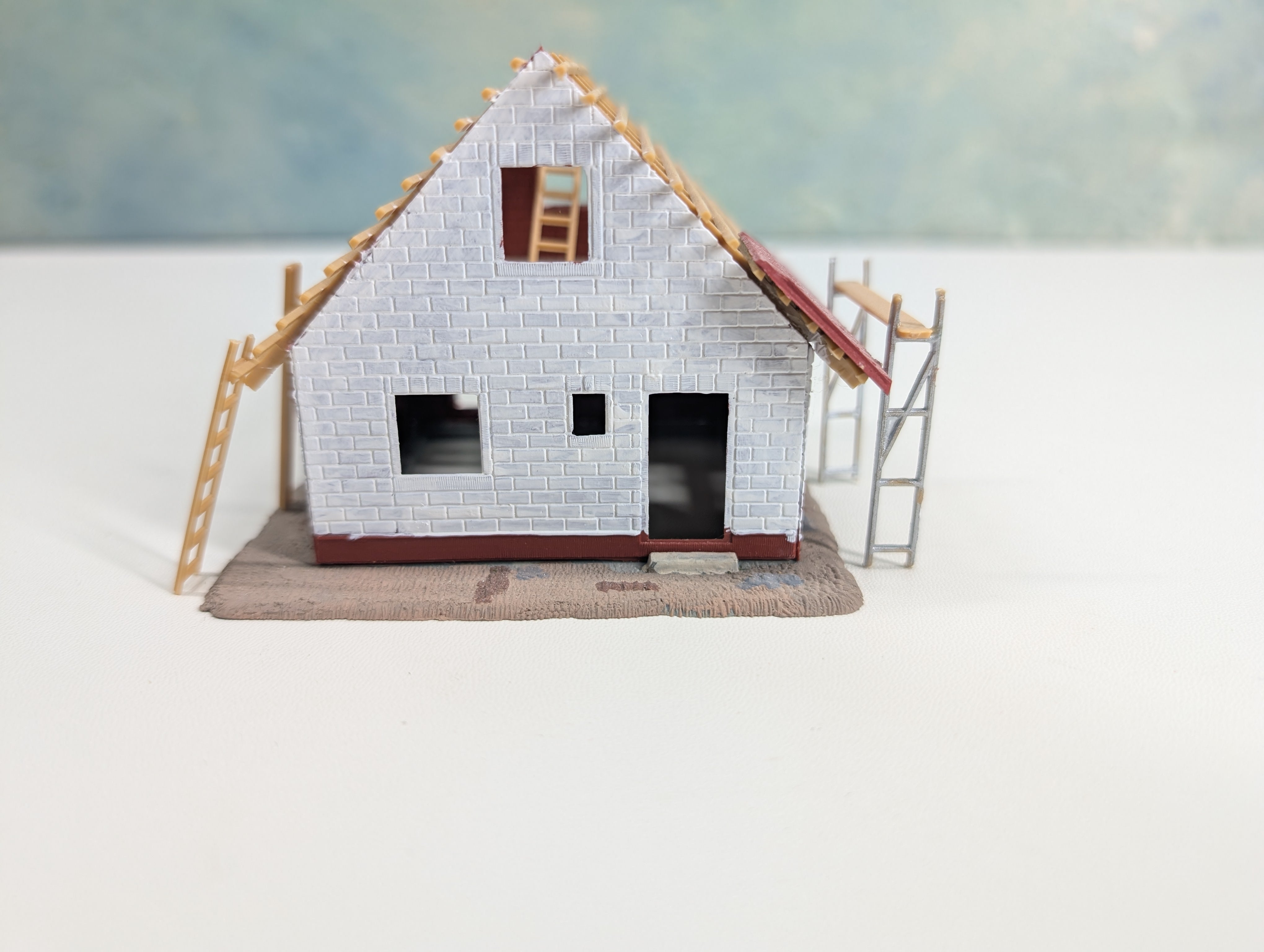 USED HO Scale White Brick House Under Construction