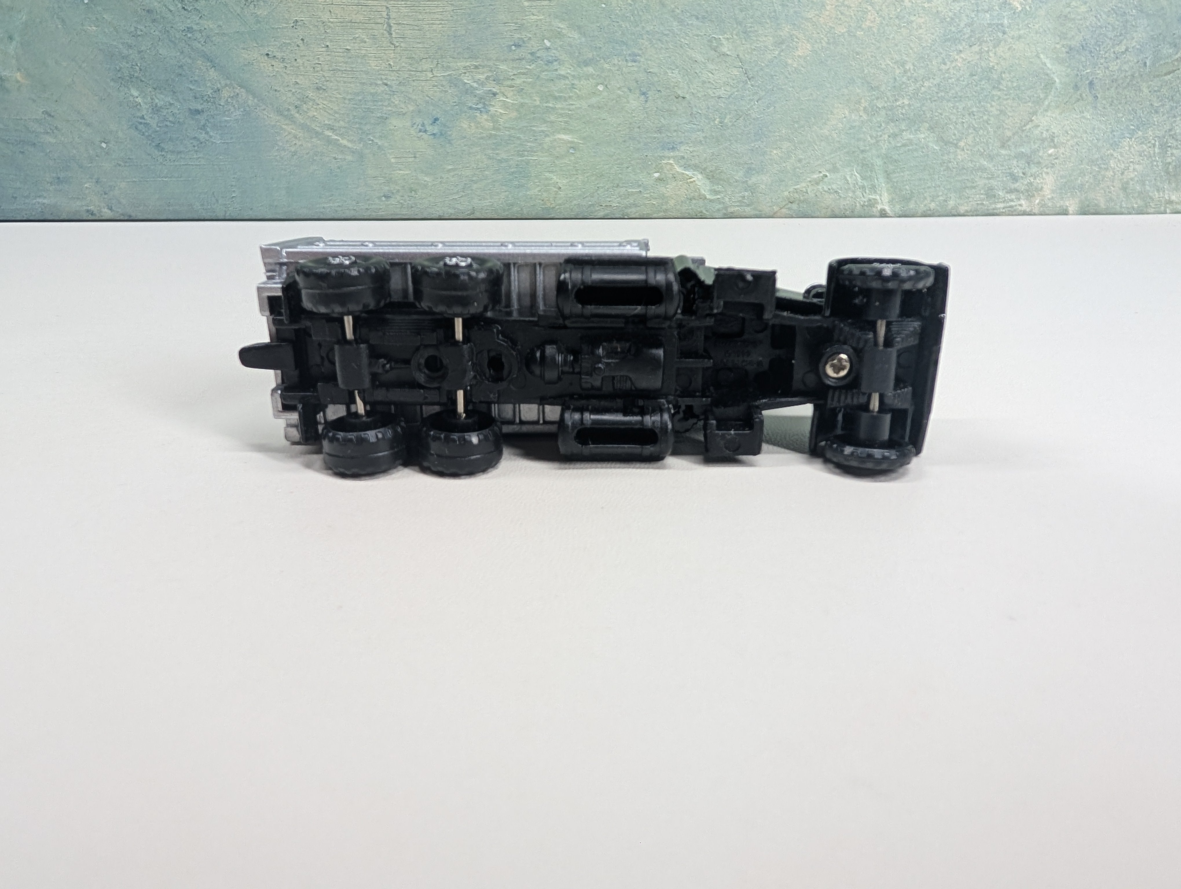 USED Smart Toys HO Scale Dump Truck Black/Silver