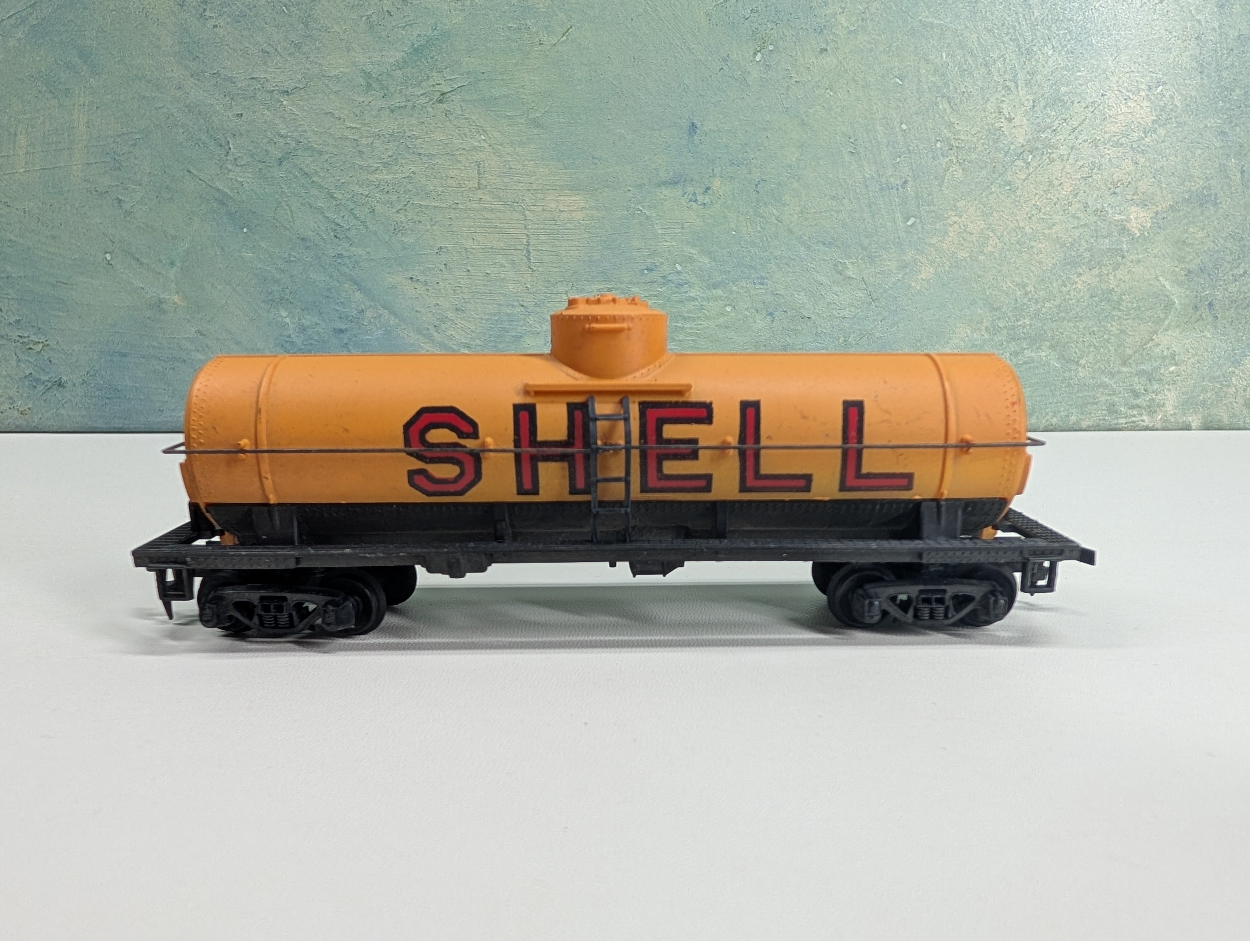 USED Tyco HO Scale Single Dome Tank Car Shell