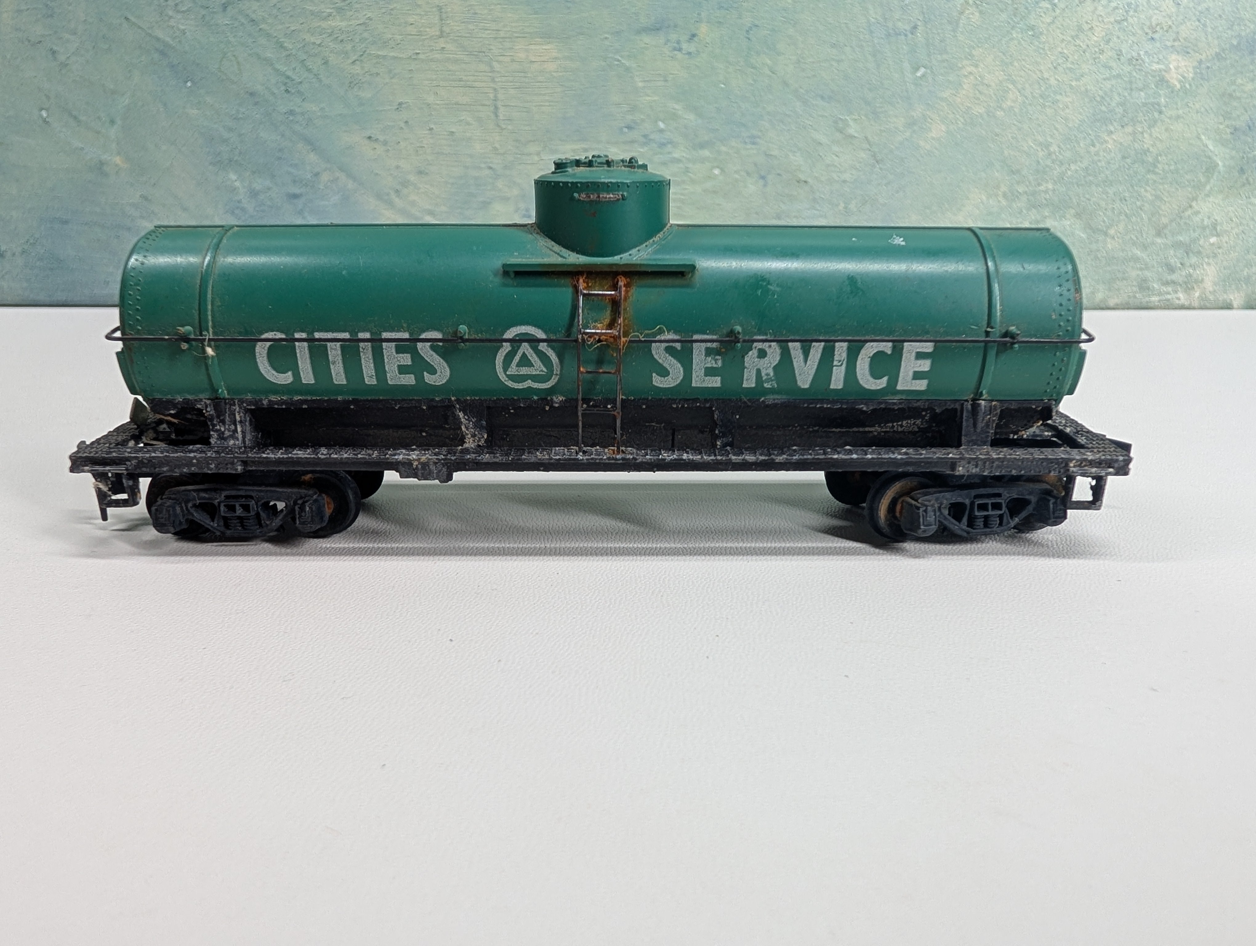 USED Mantua HO Scale Single Dome Tank Car Cities Service