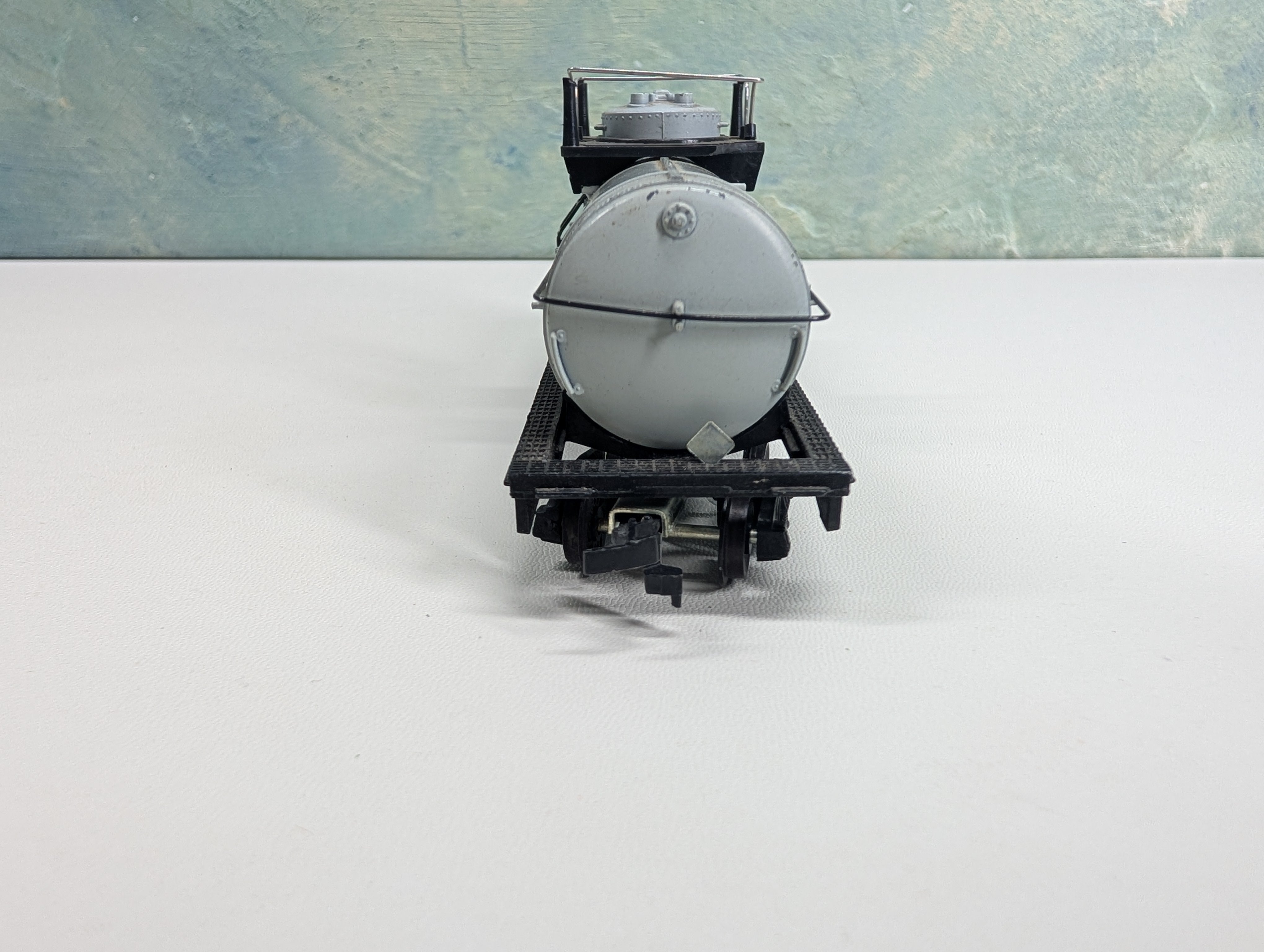 USED Mantua HO Scale Single Dome Chemical Tank Car Diamond Chemical GATX #74425