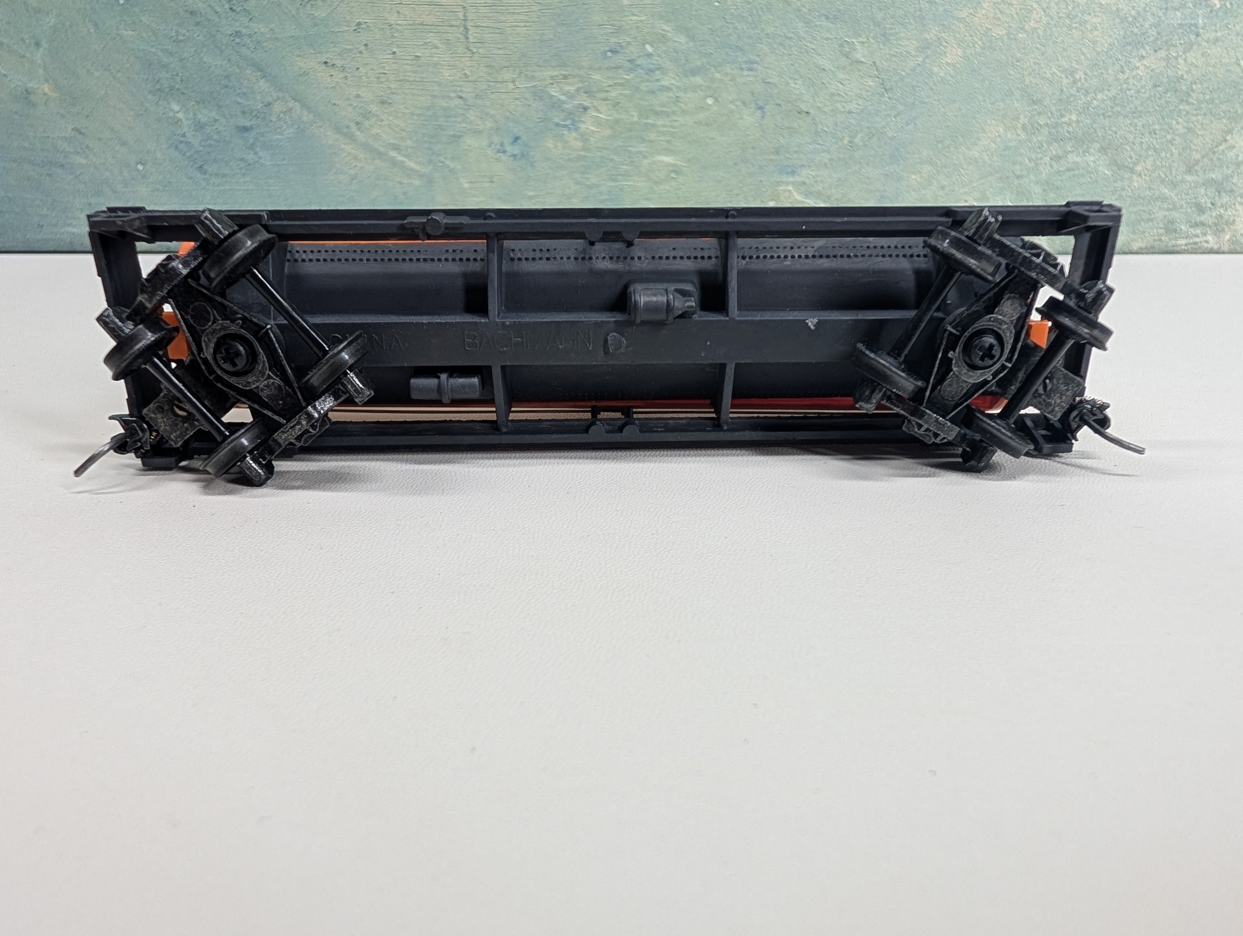 USED Bachmann HO Scale Single Dome Tank Car Shell SCCX #1754 Upgraded Trucks