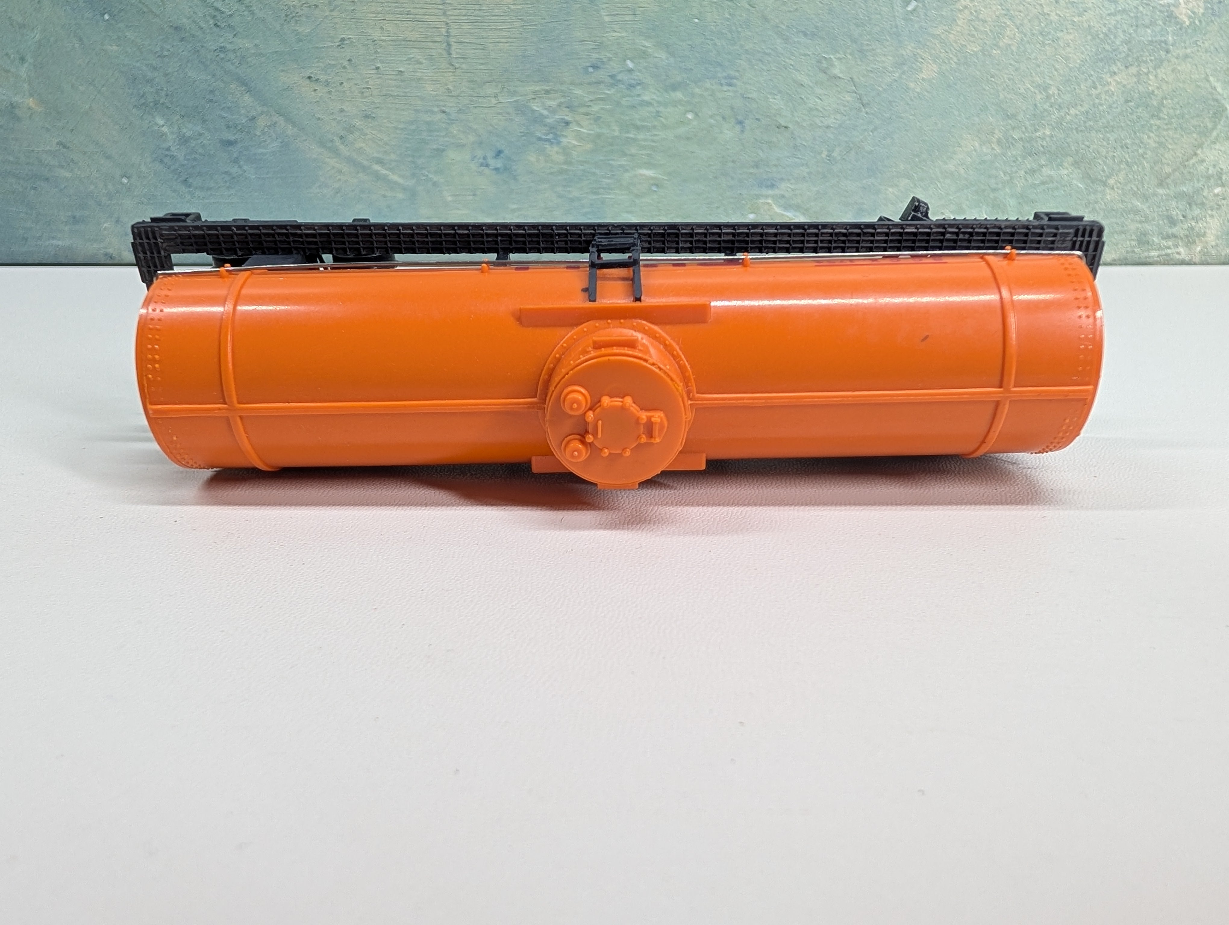 USED Bachmann HO Scale Single Dome Tank Car Shell SCCX #1754 Upgraded Trucks