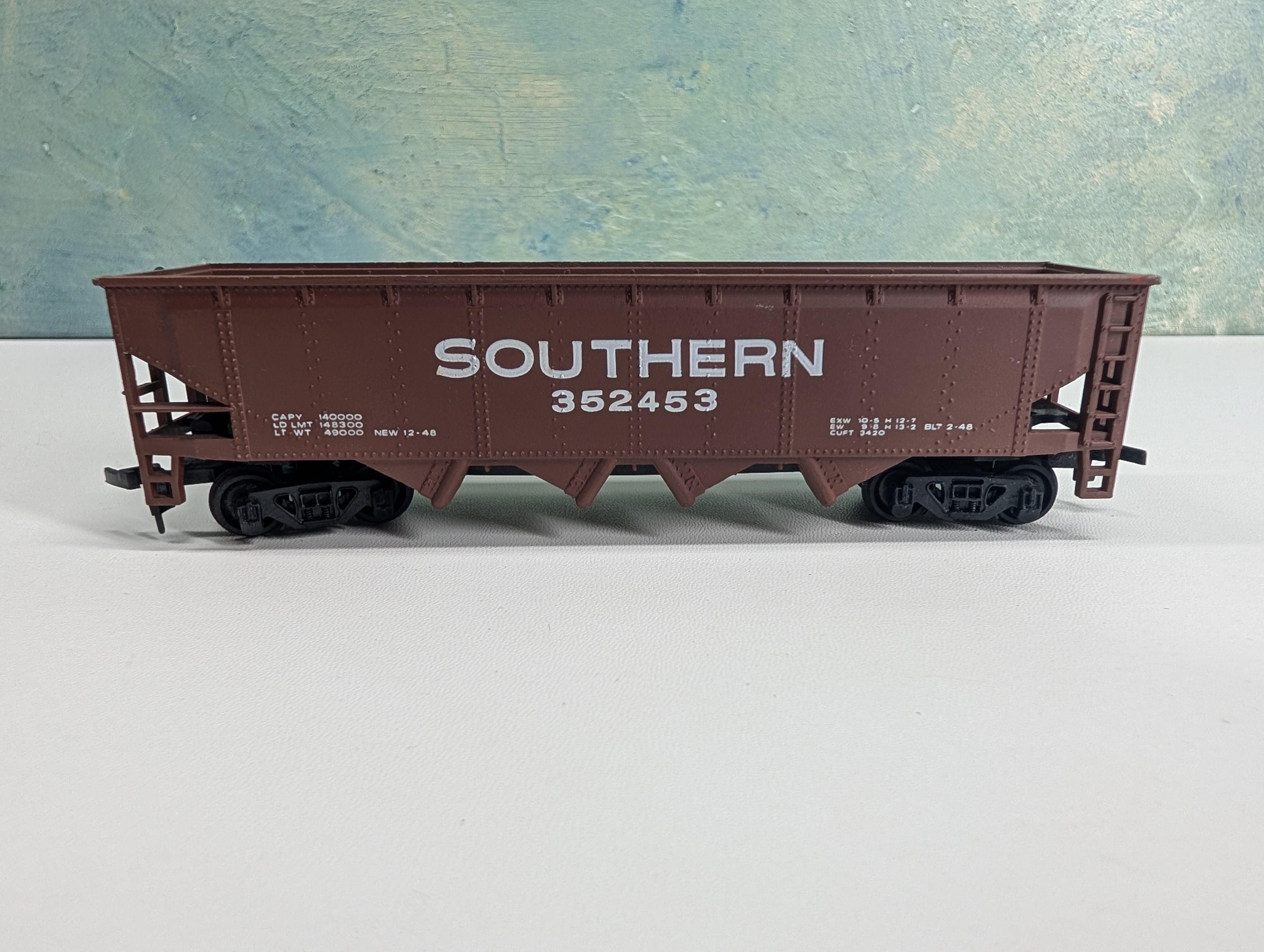 USED Bachmann HO Scale Quad Hopper Southern #352453