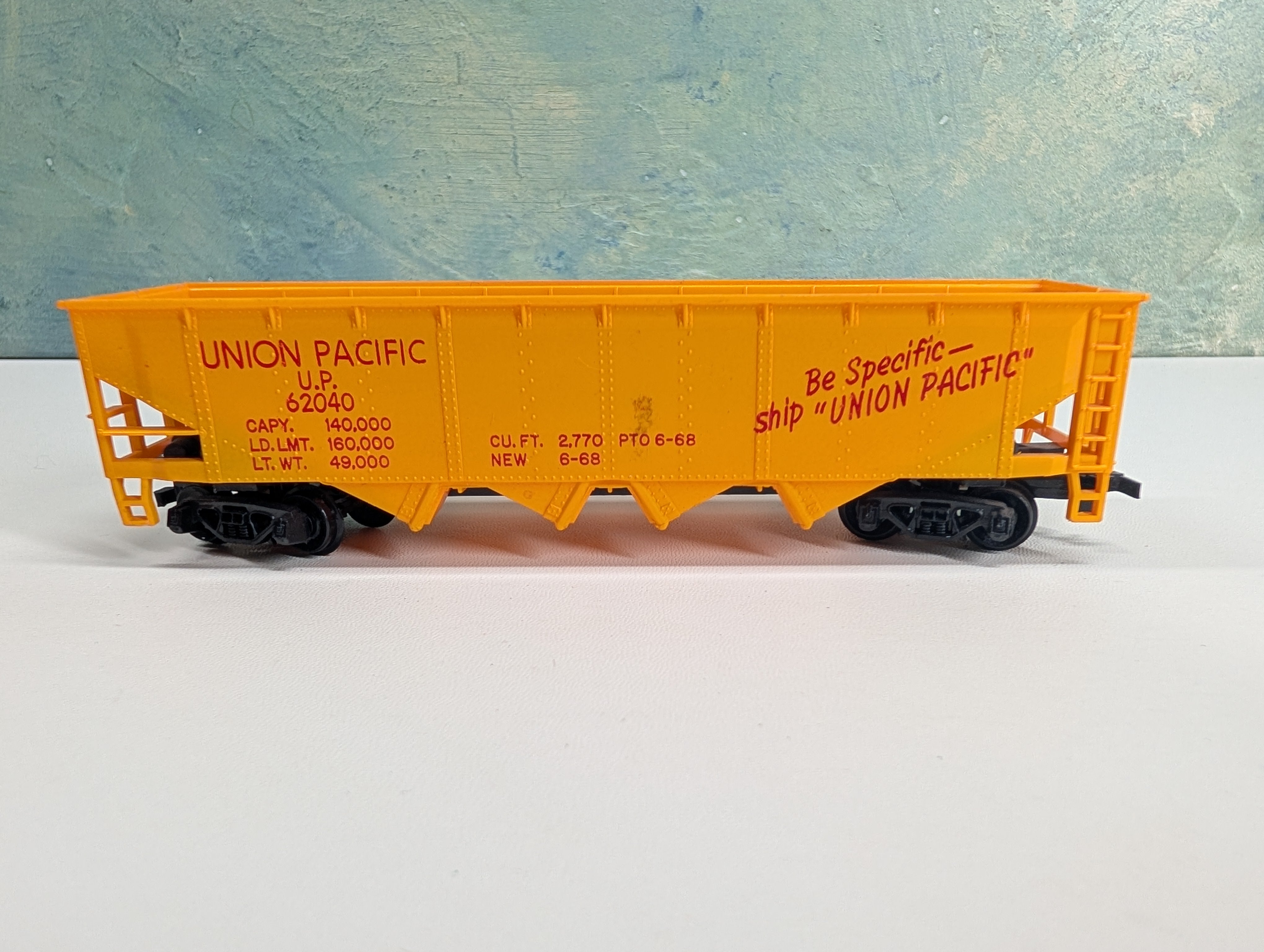 USED Tyco HO Scale Quad Hopper Union Pacific UP #62040