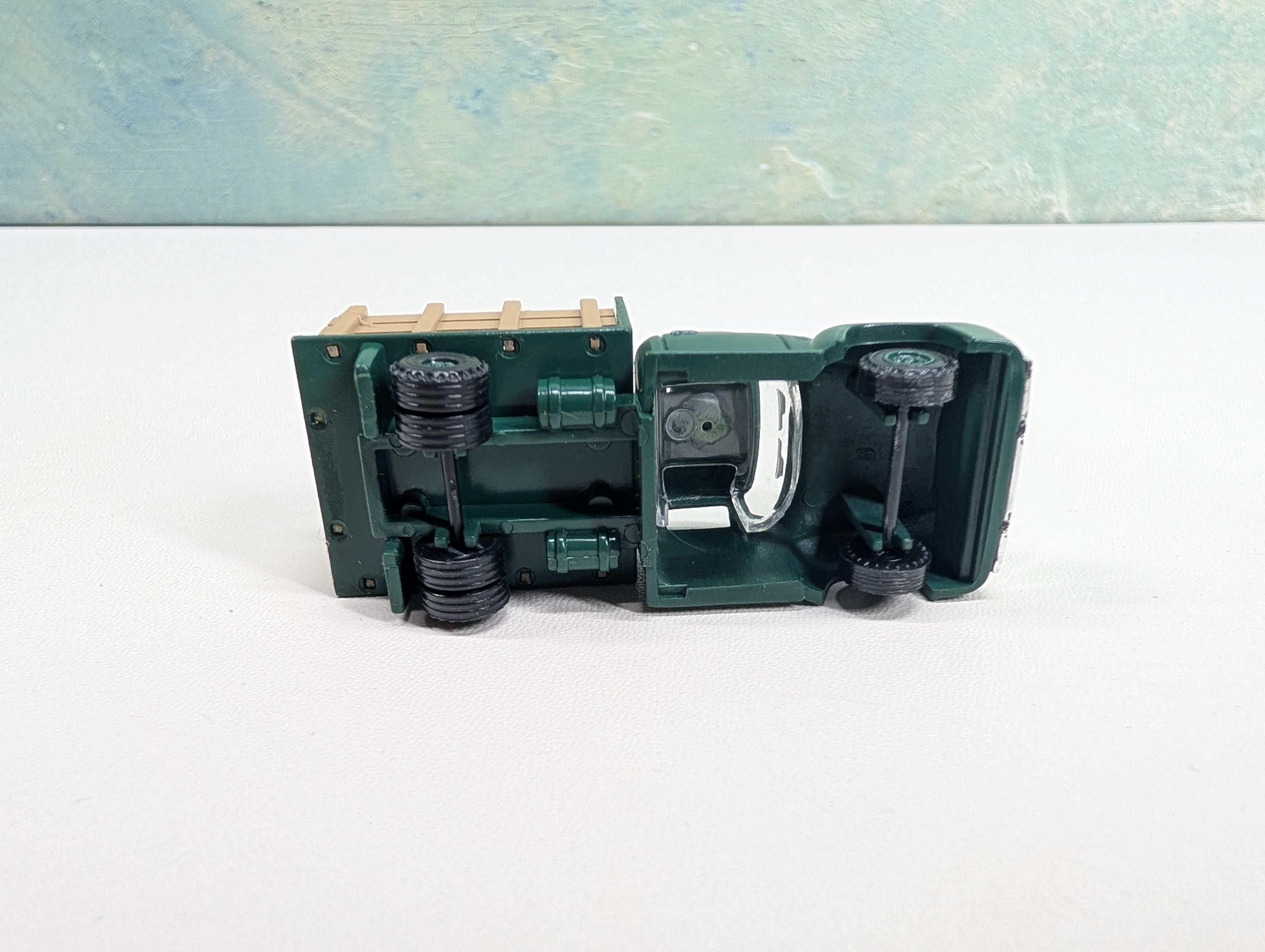 USED HO Scale Green Stake Truck