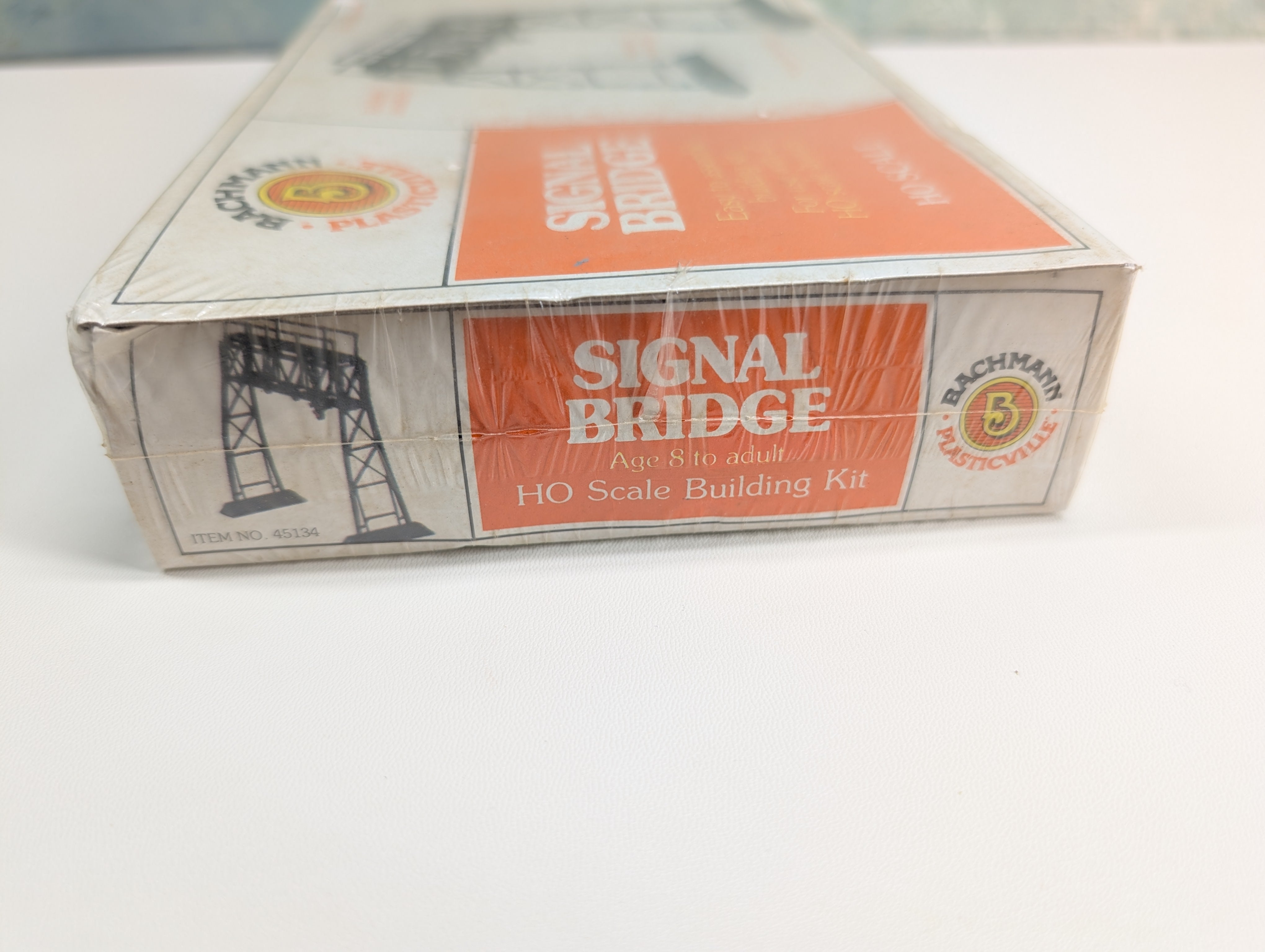 Bachmann 45134 HO Scale Signal Bridge (sealed)
