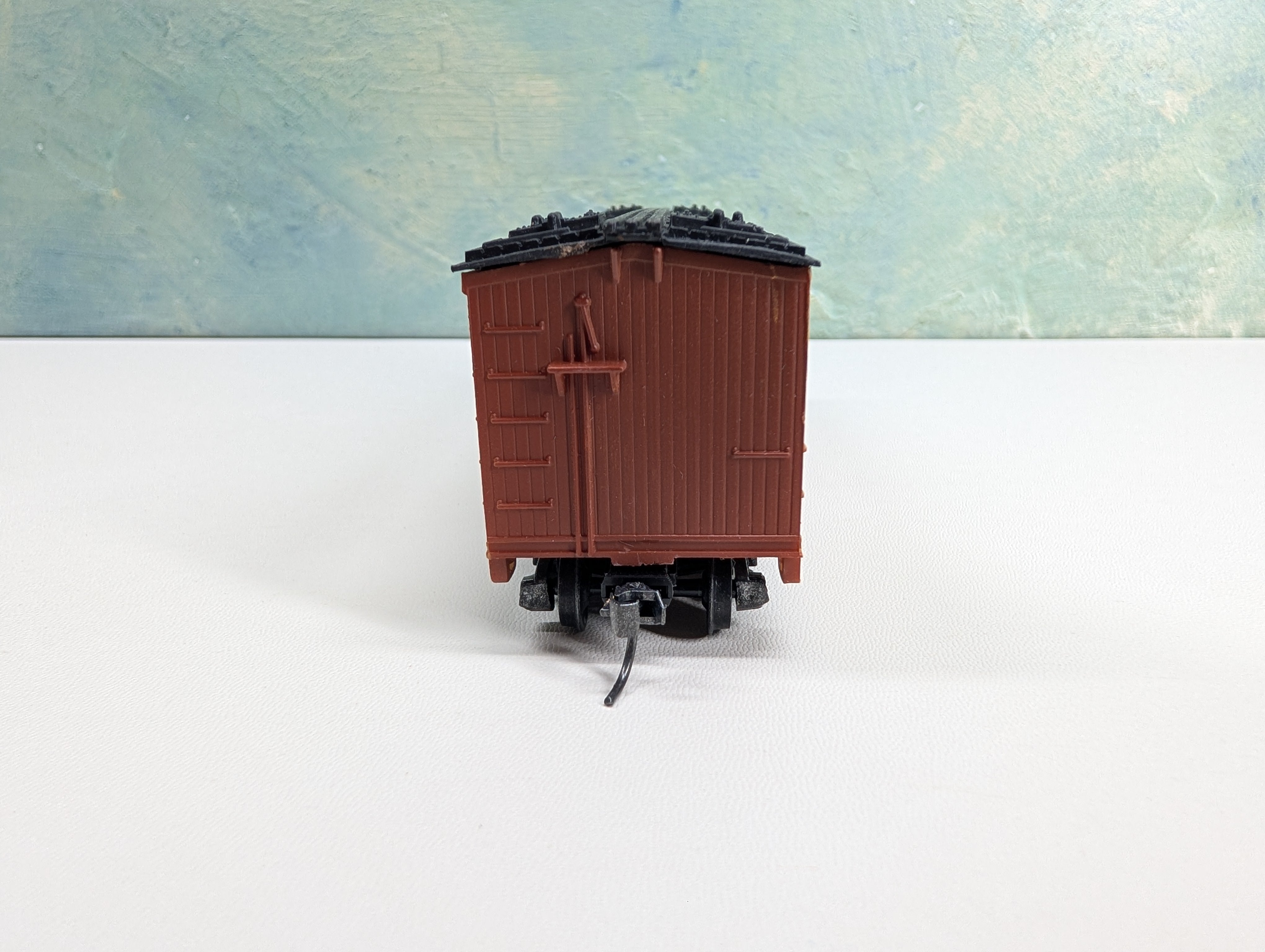 USED Life-Like HO Scale 38' Wooden Reefer Box Car Dubuque URTX #4750 Upgraded Trucks