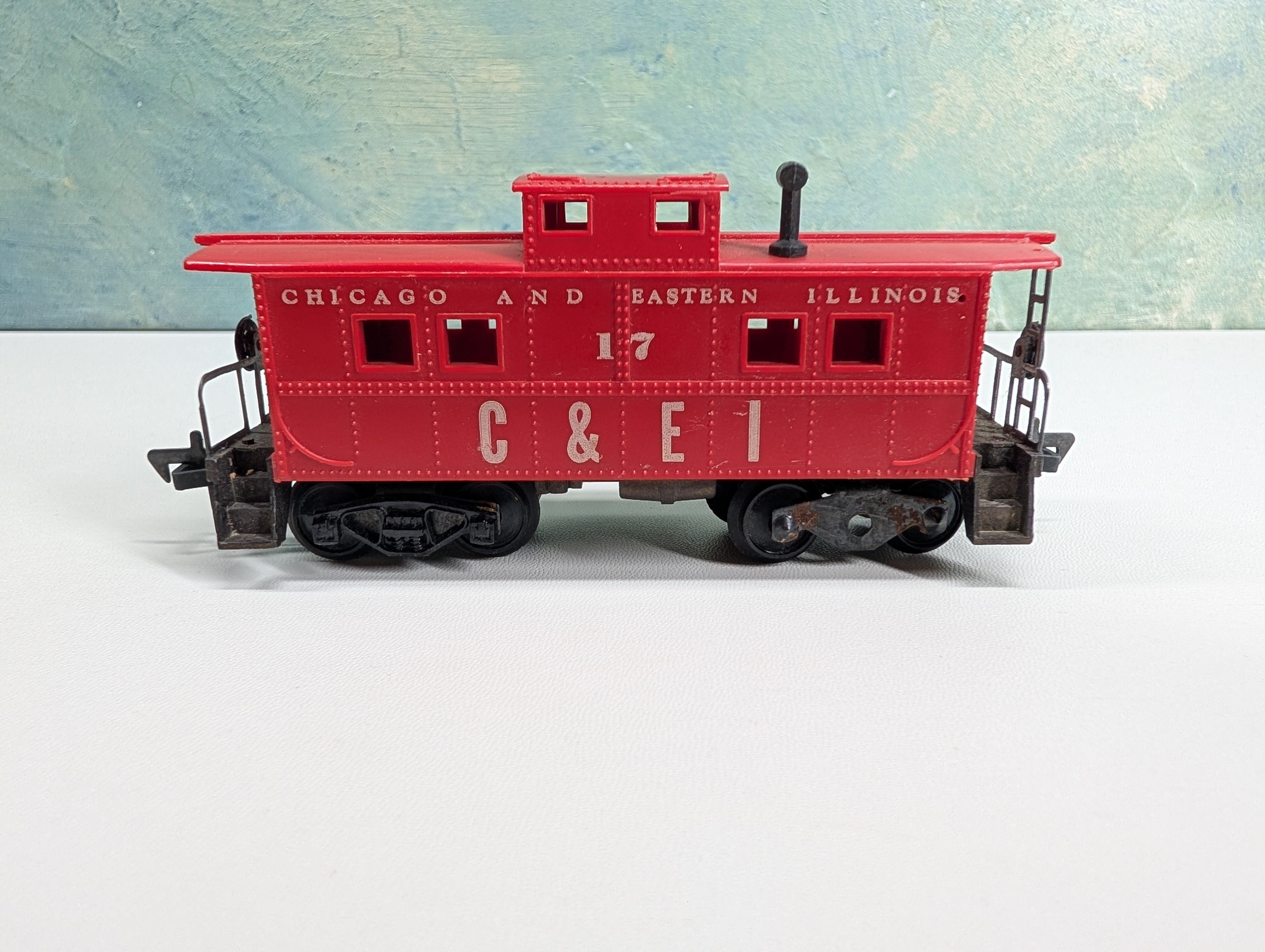 USED HO Scale Caboose Chicago and Eastern Illinois C&EI #17