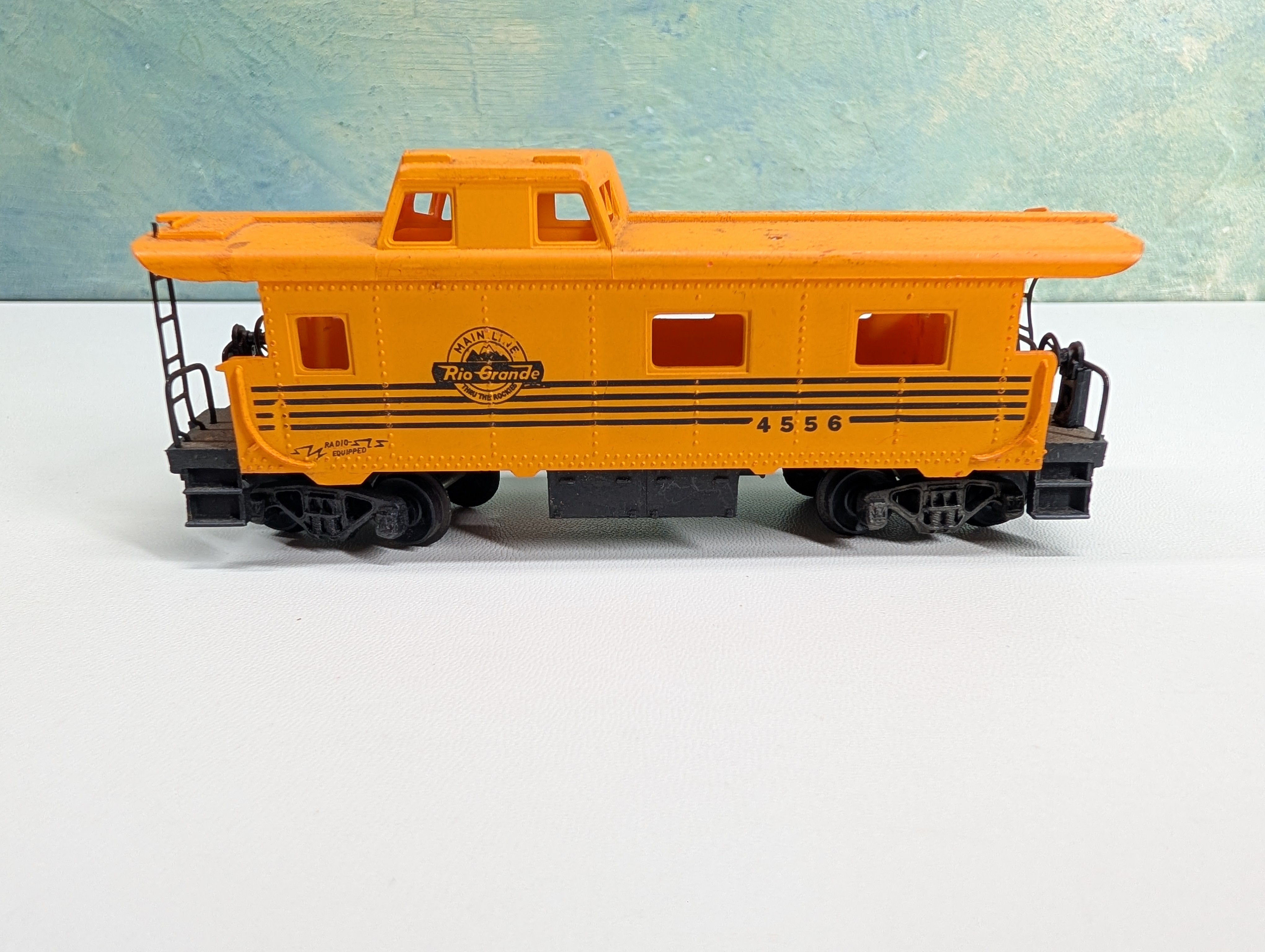 USED Mantua HO Scale Caboose Rio Grande D&RGW #4556
