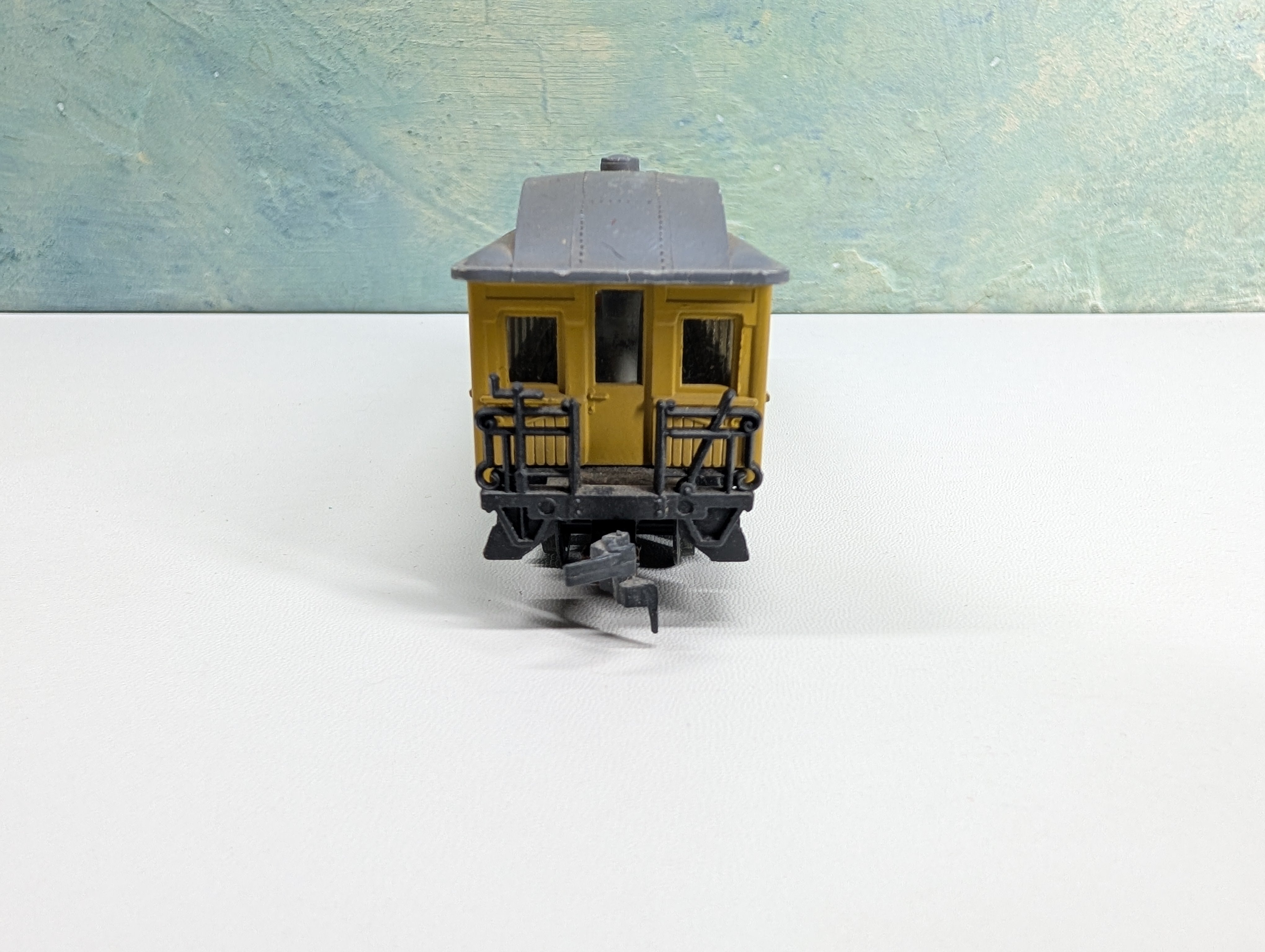USED Pocher HO Scale Oldtime Coach Passenger Car Virginia & Truckee #38