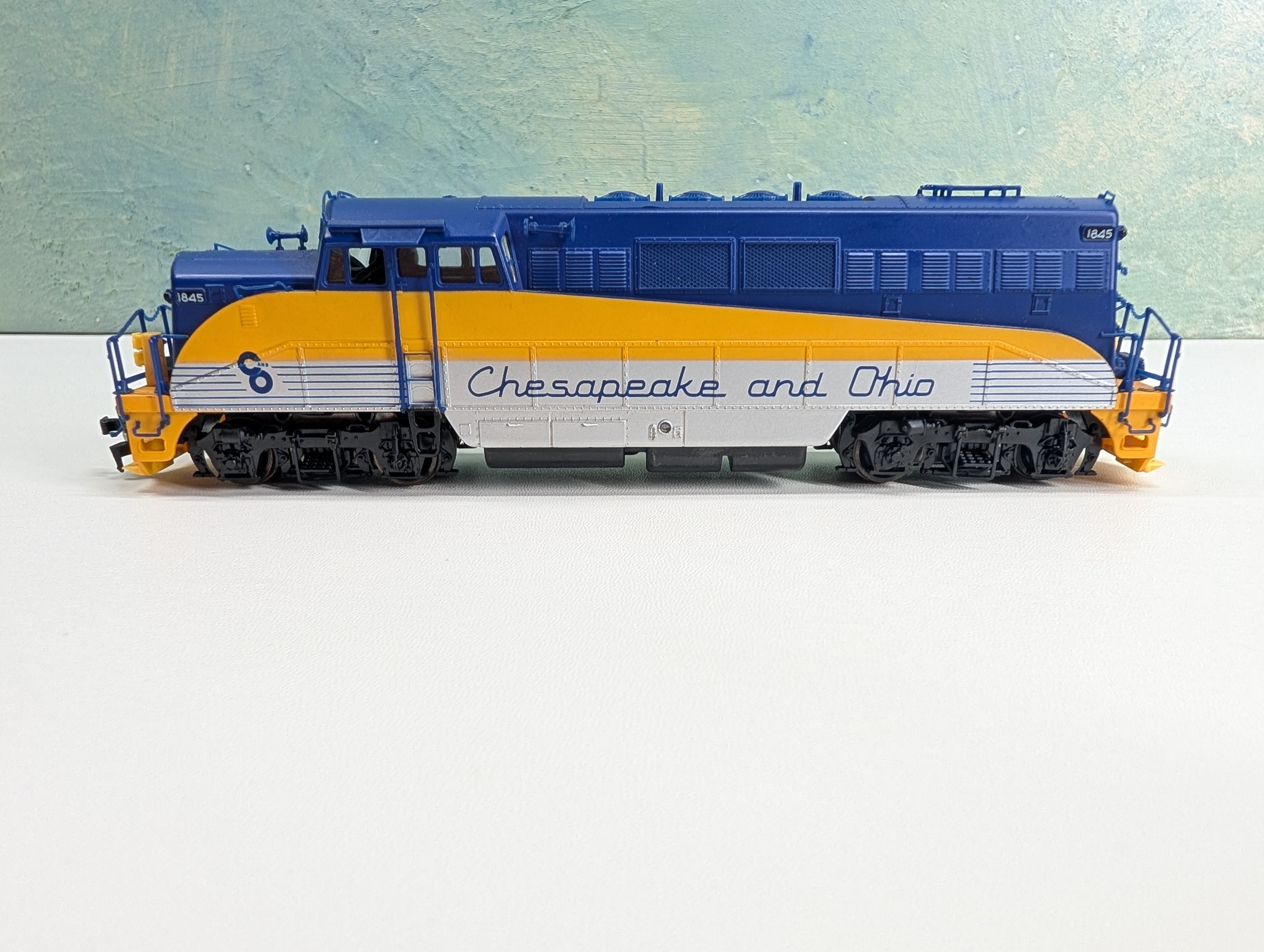 USED Life-Like HO Scale Proto 2000 EMD BL-2 Diesel Locomotive Chesapeake and Ohio C&O #1845 Tested! DC