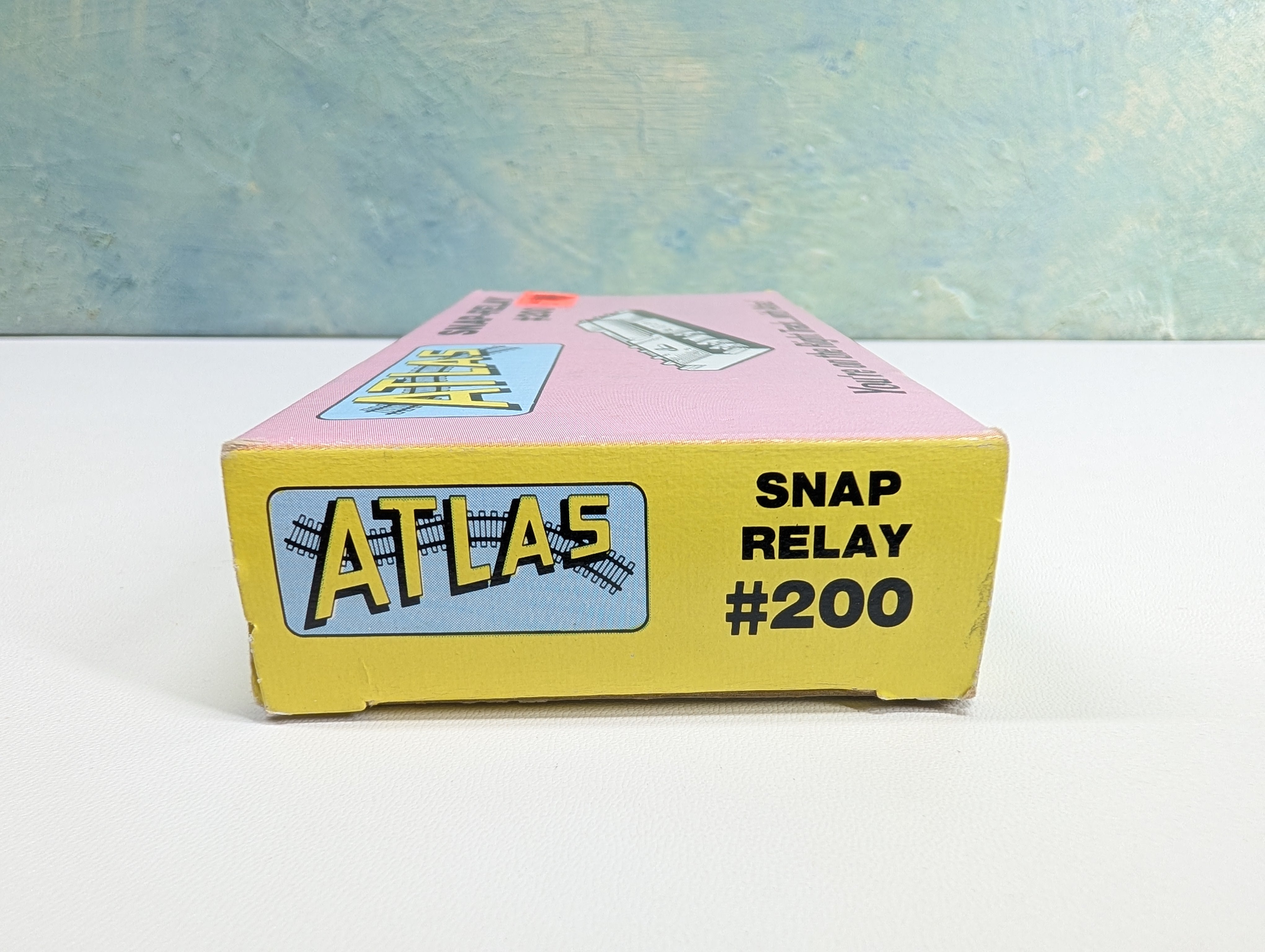Atlas 200 HO Scale Snap Relay