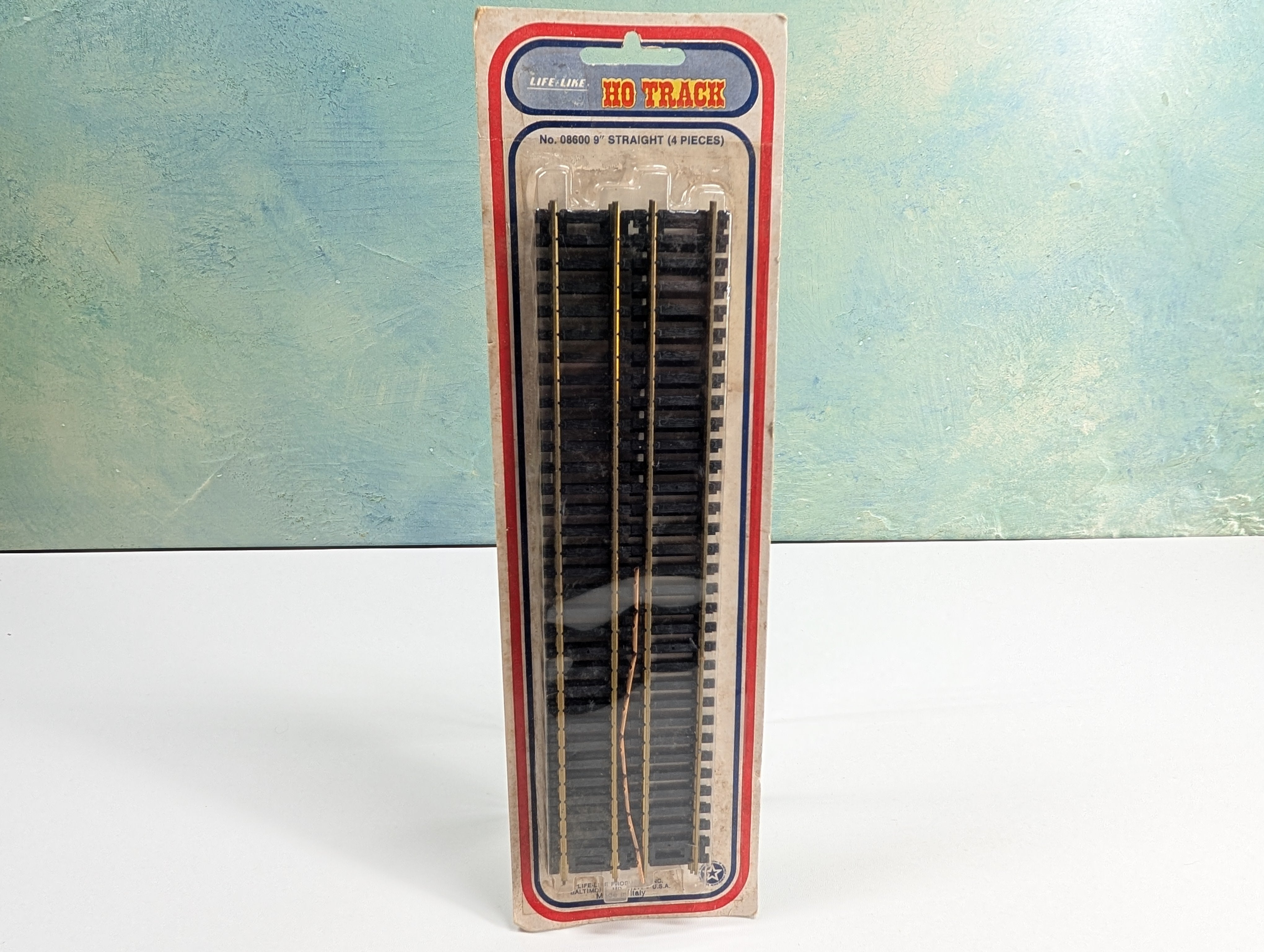 Life-Like 8600 HO Scale 9" Straight Brass Code 100 Track (4 pcs)