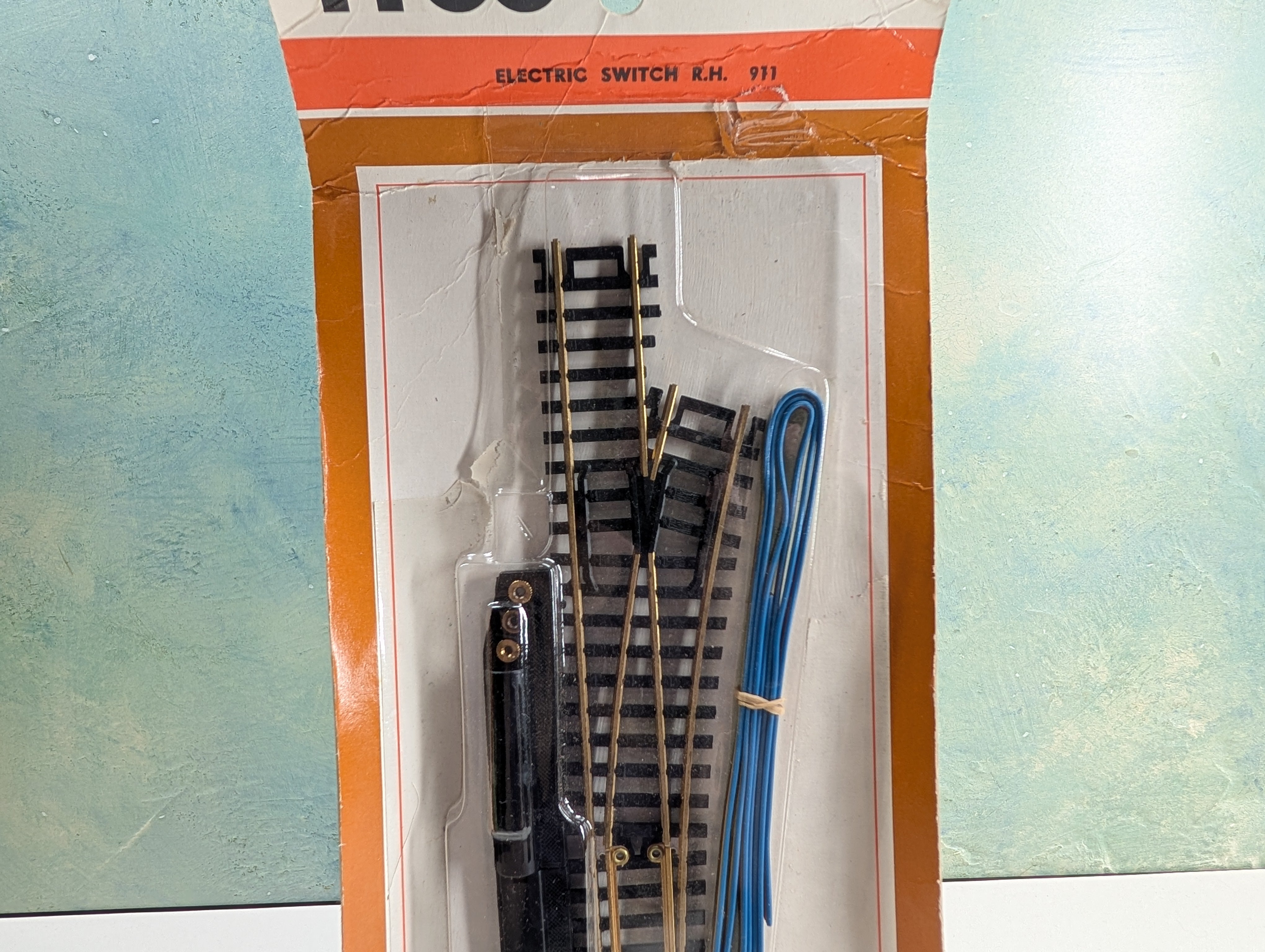 USED Tyco 911 HO Scale Electric Switch Turnout Right Hand Brass Code 100 Track