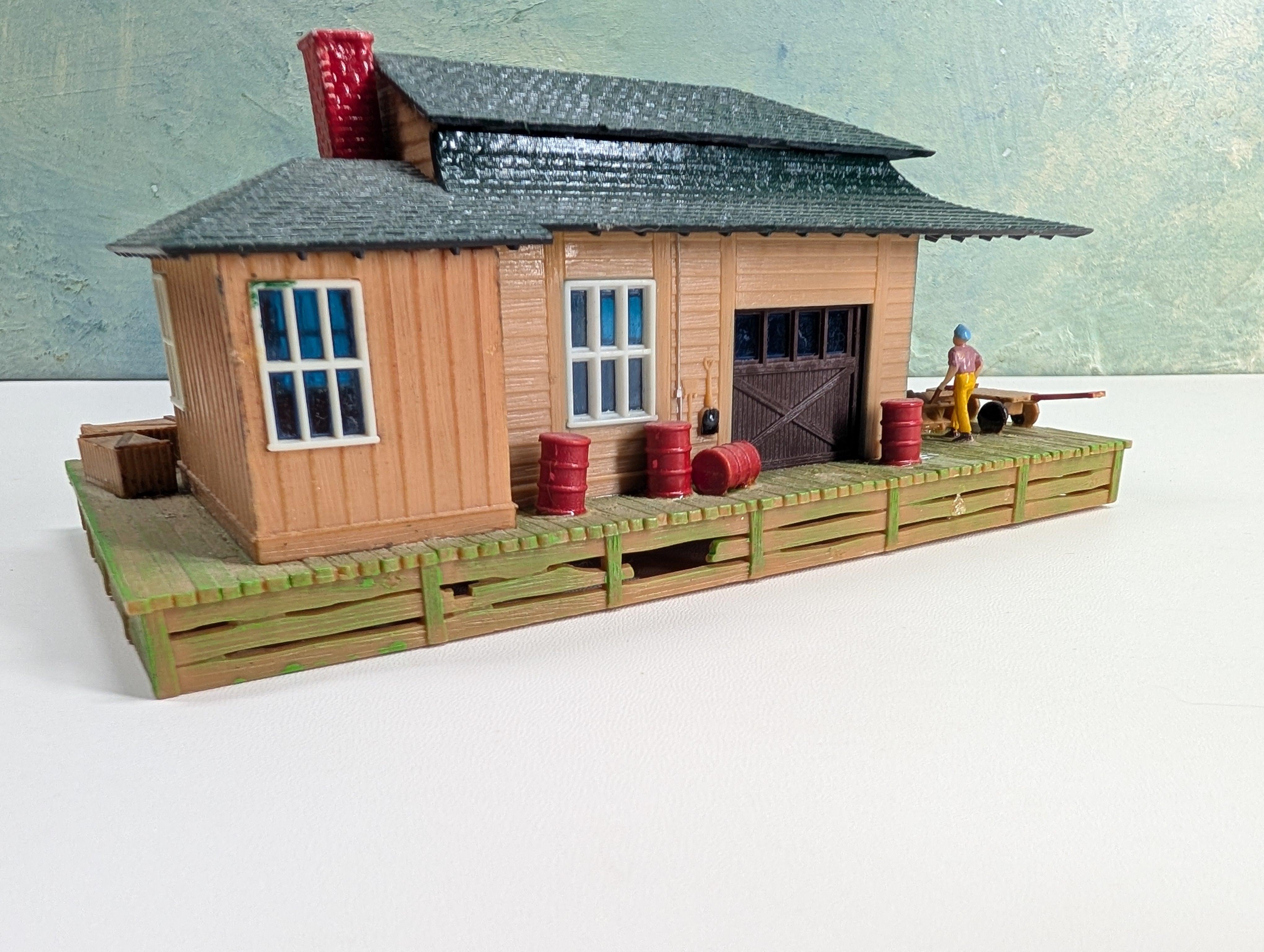 USED Tyco HO Scale Old Time Freight Station