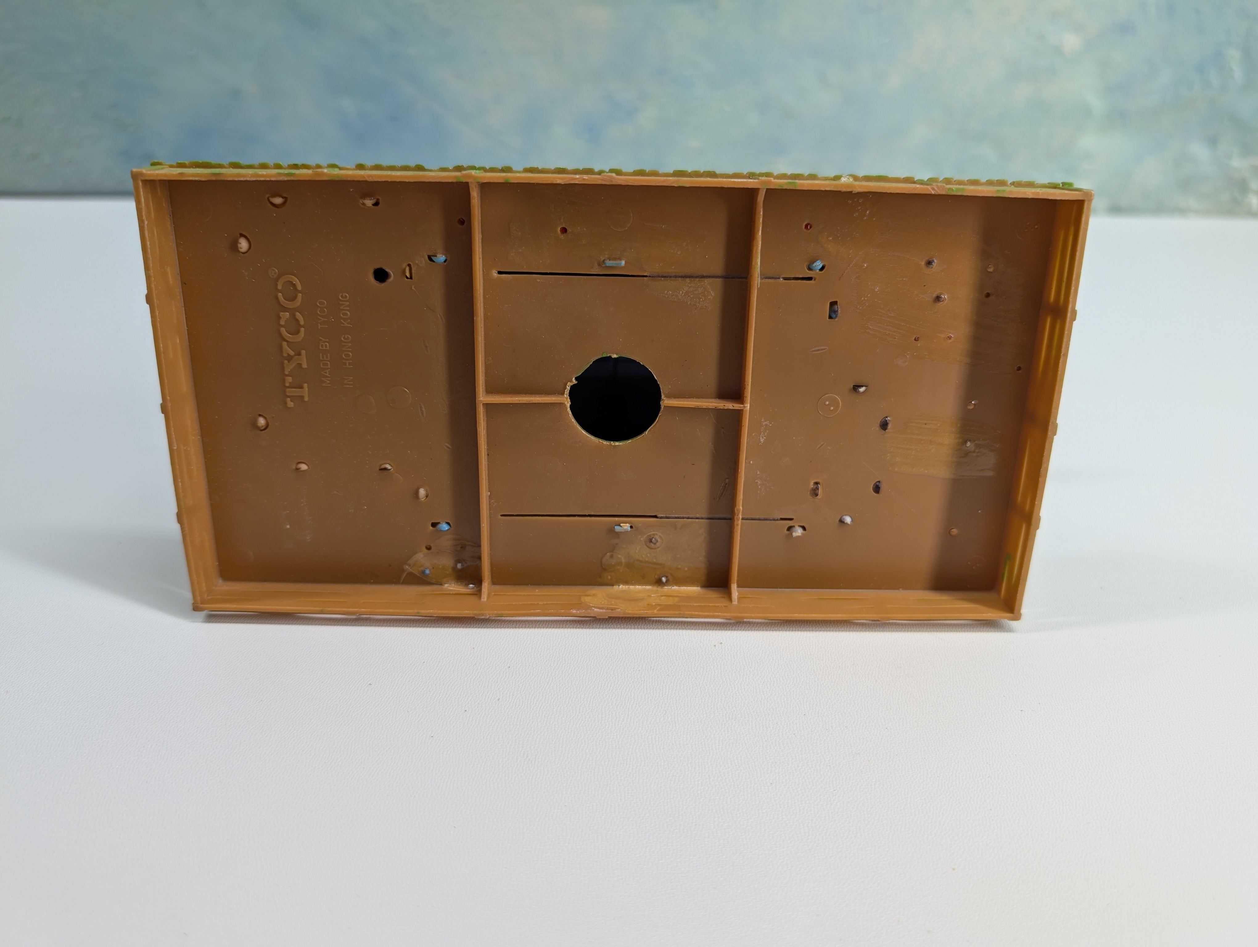 USED Tyco HO Scale Old Time Freight Station