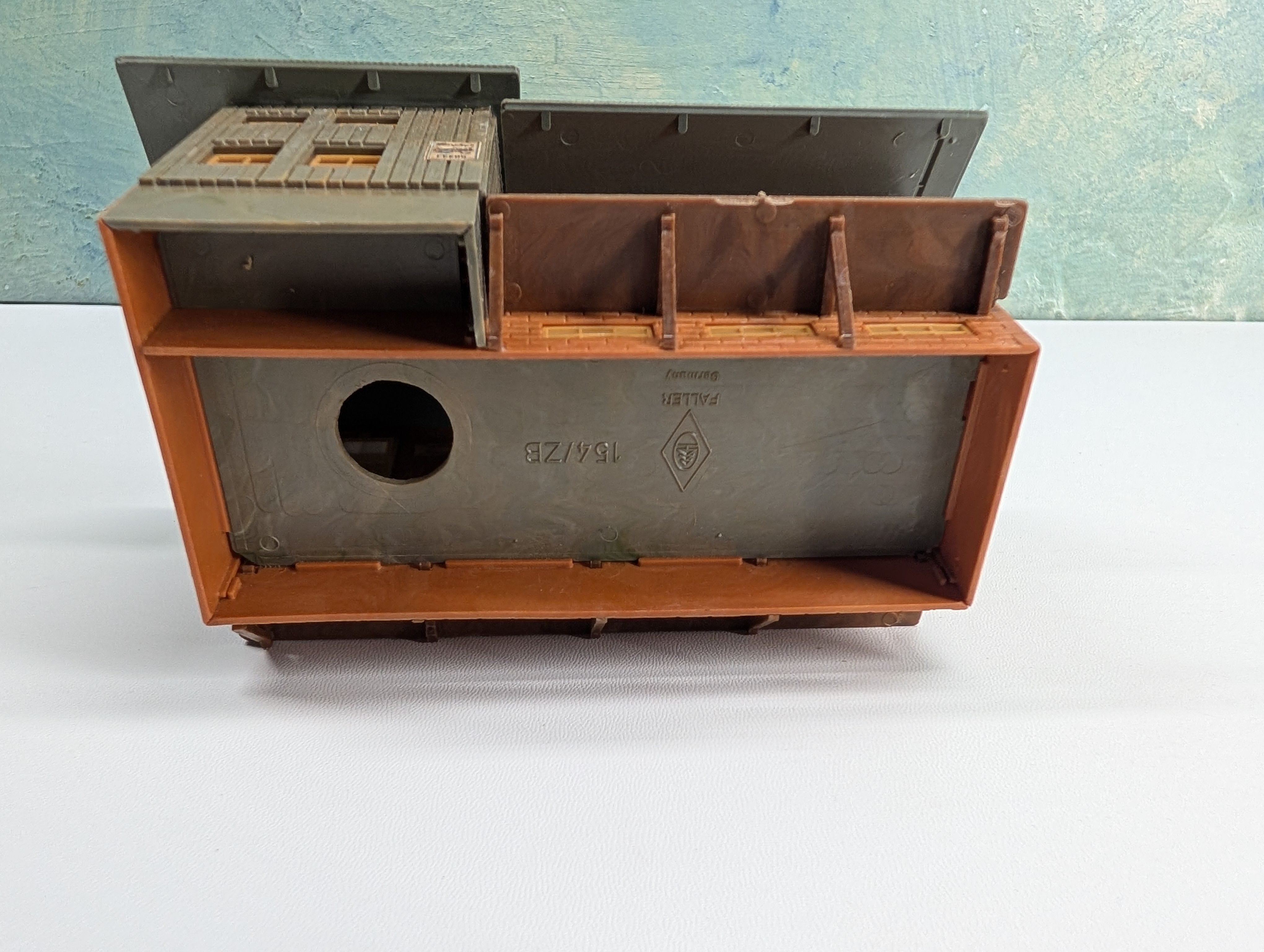 USED Faller #154/ZB HO Scale Murphy's Feeds
