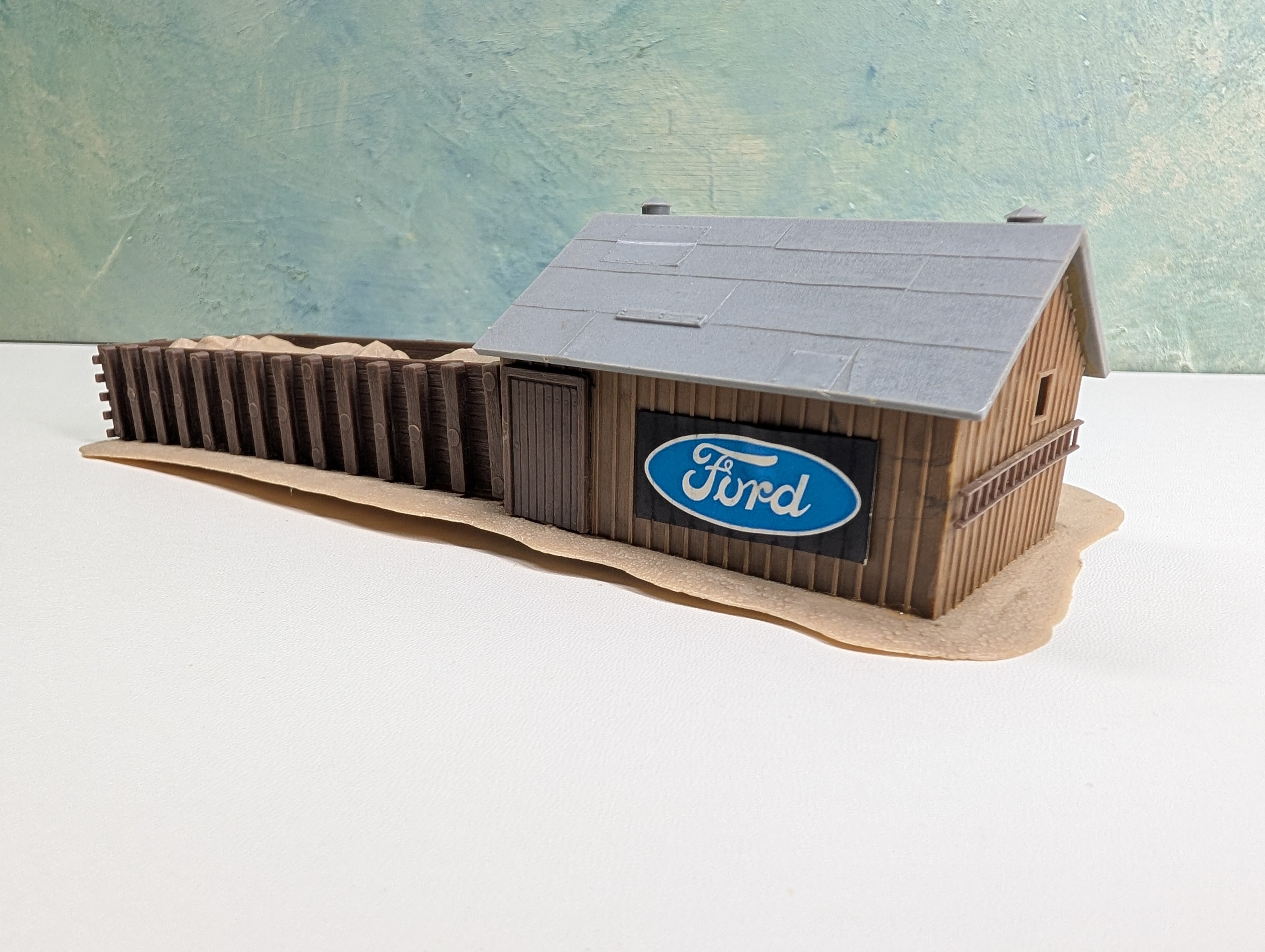 USED Pola HO Scale Ford Sandhouse