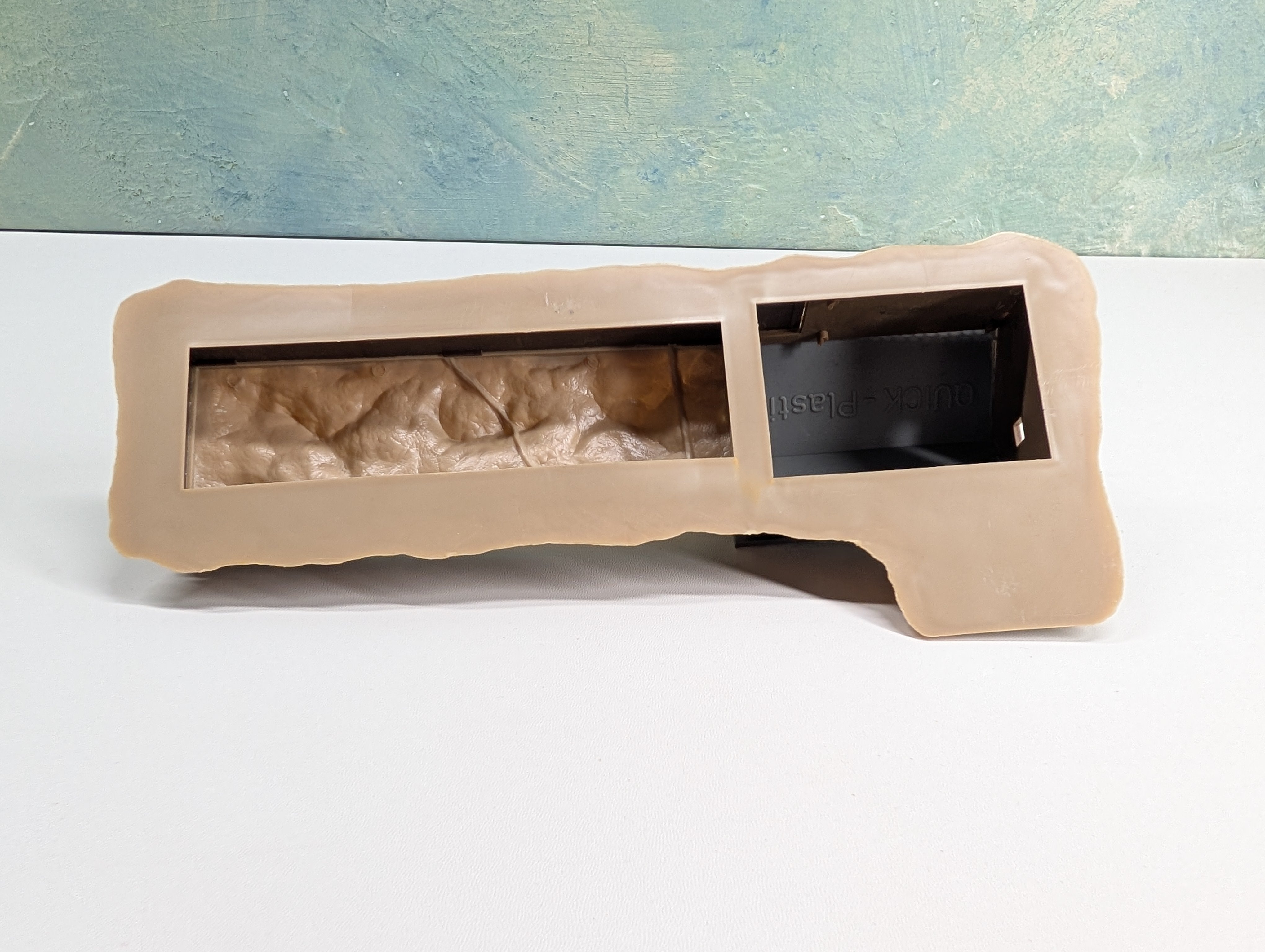 USED Pola HO Scale Ford Sandhouse