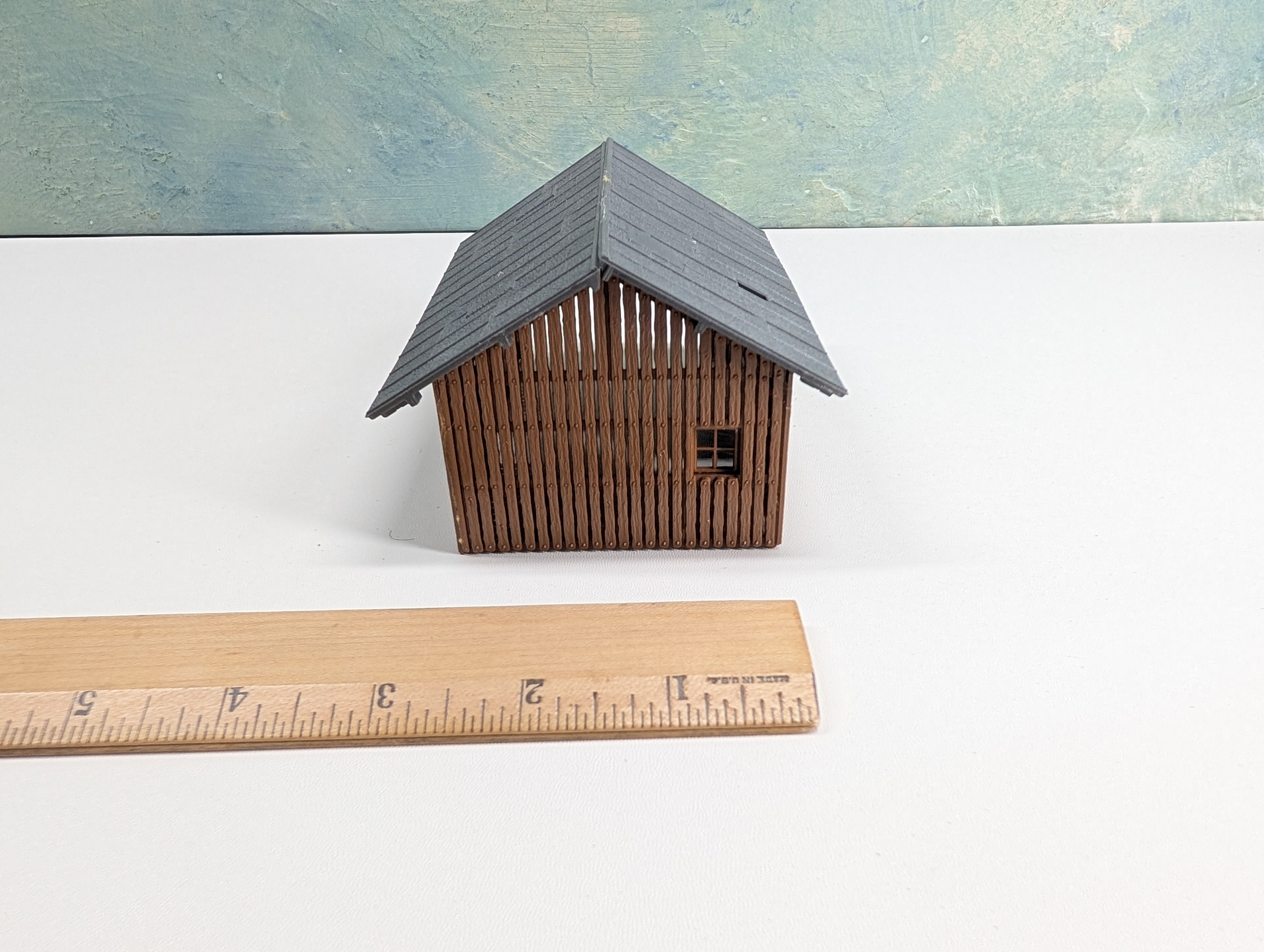 USED HO Scale Wood Car Port