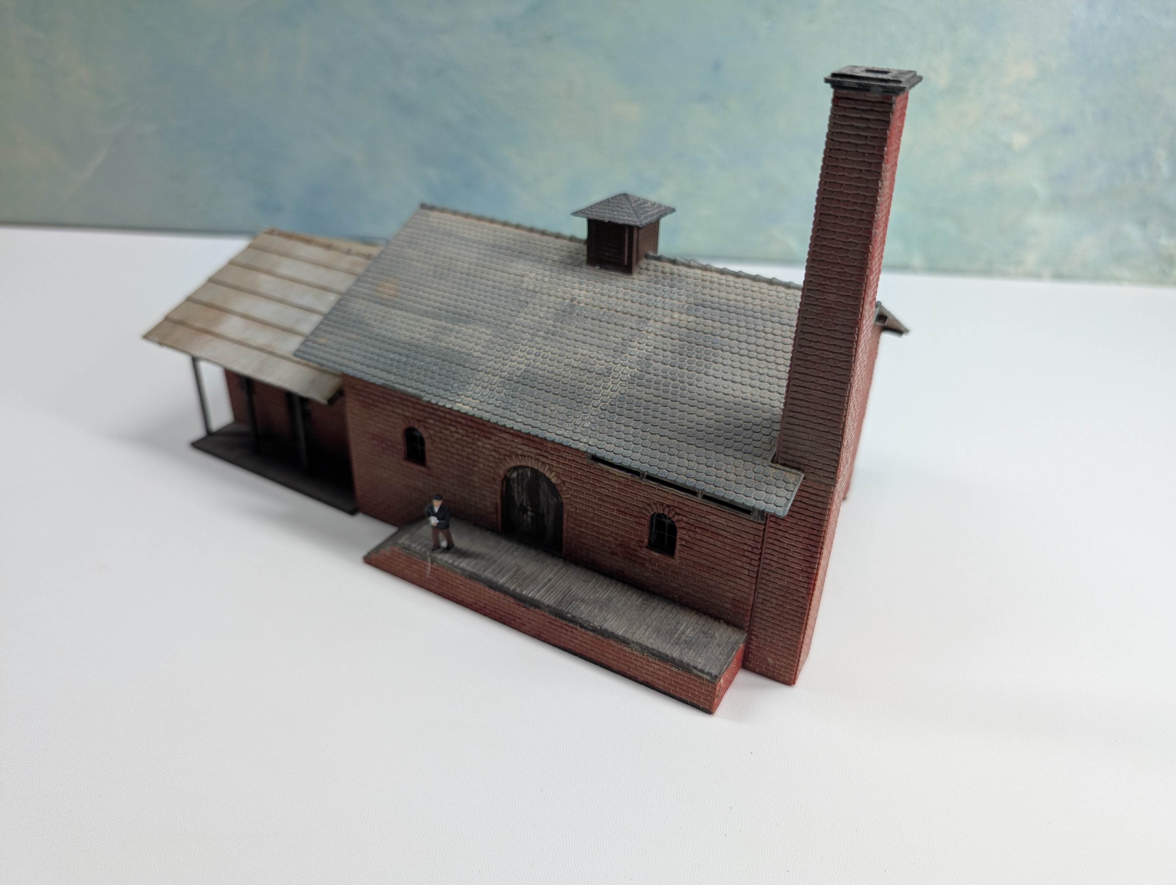 USED Tyco HO Scale Brick Building, Warehouse, Weathered
