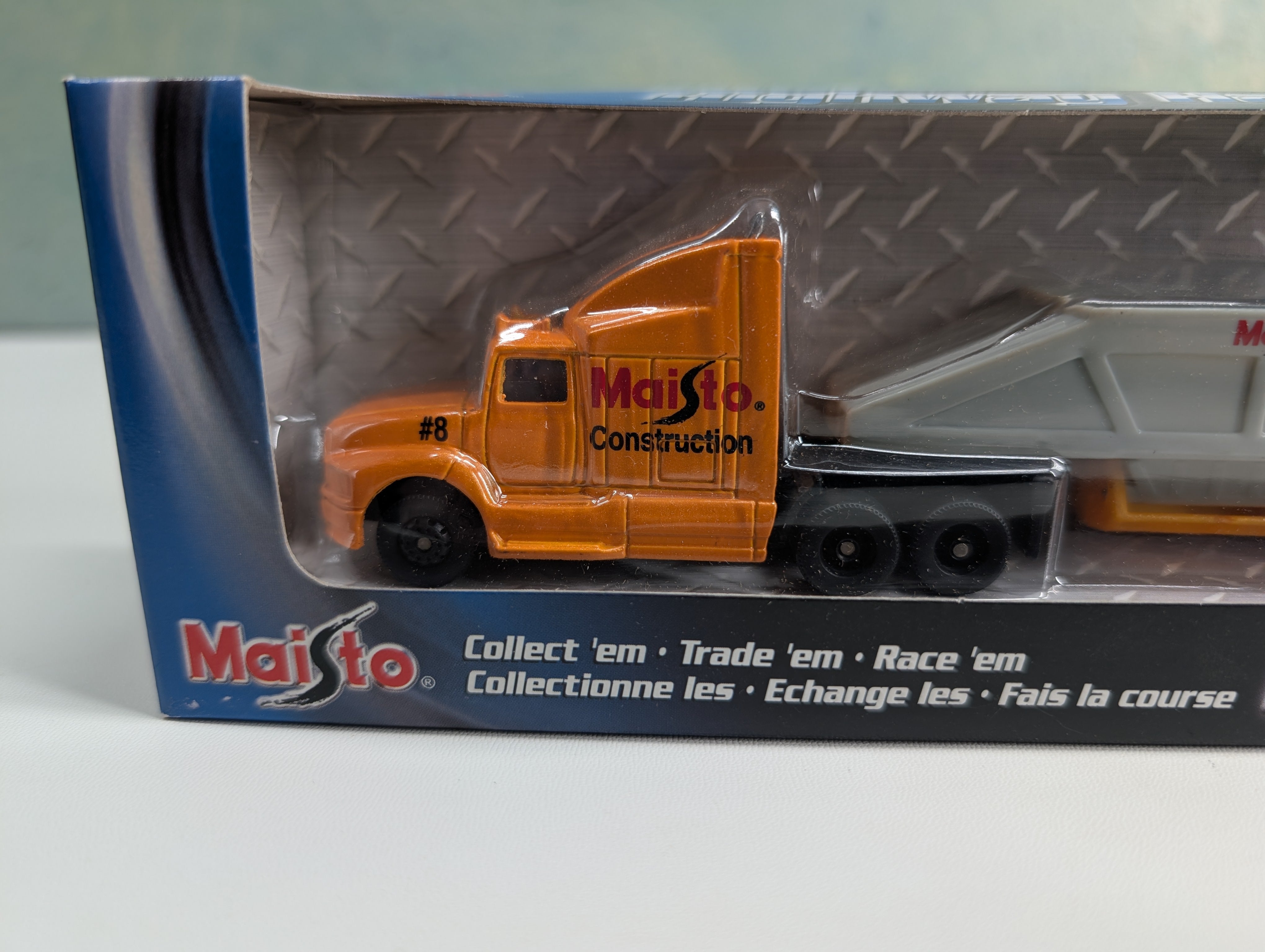 Maisto HO Scale Construction Tractor Trailer Highway Haulers
