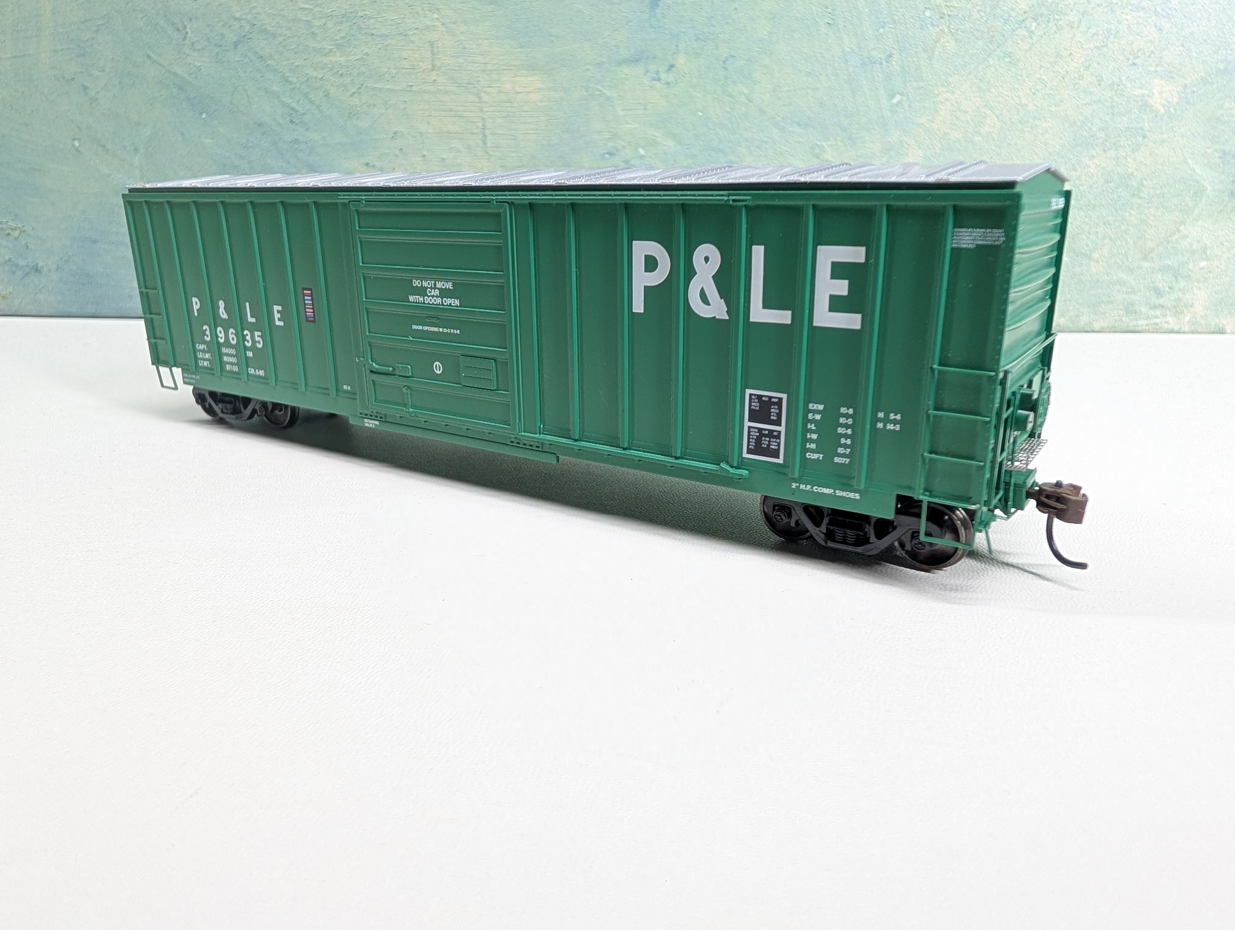 USED Athearn Genesis G4208 HO Scale 50' Sieco Box Car Pittsburgh and Lake Erie P&LE #39635 Metal Wheels