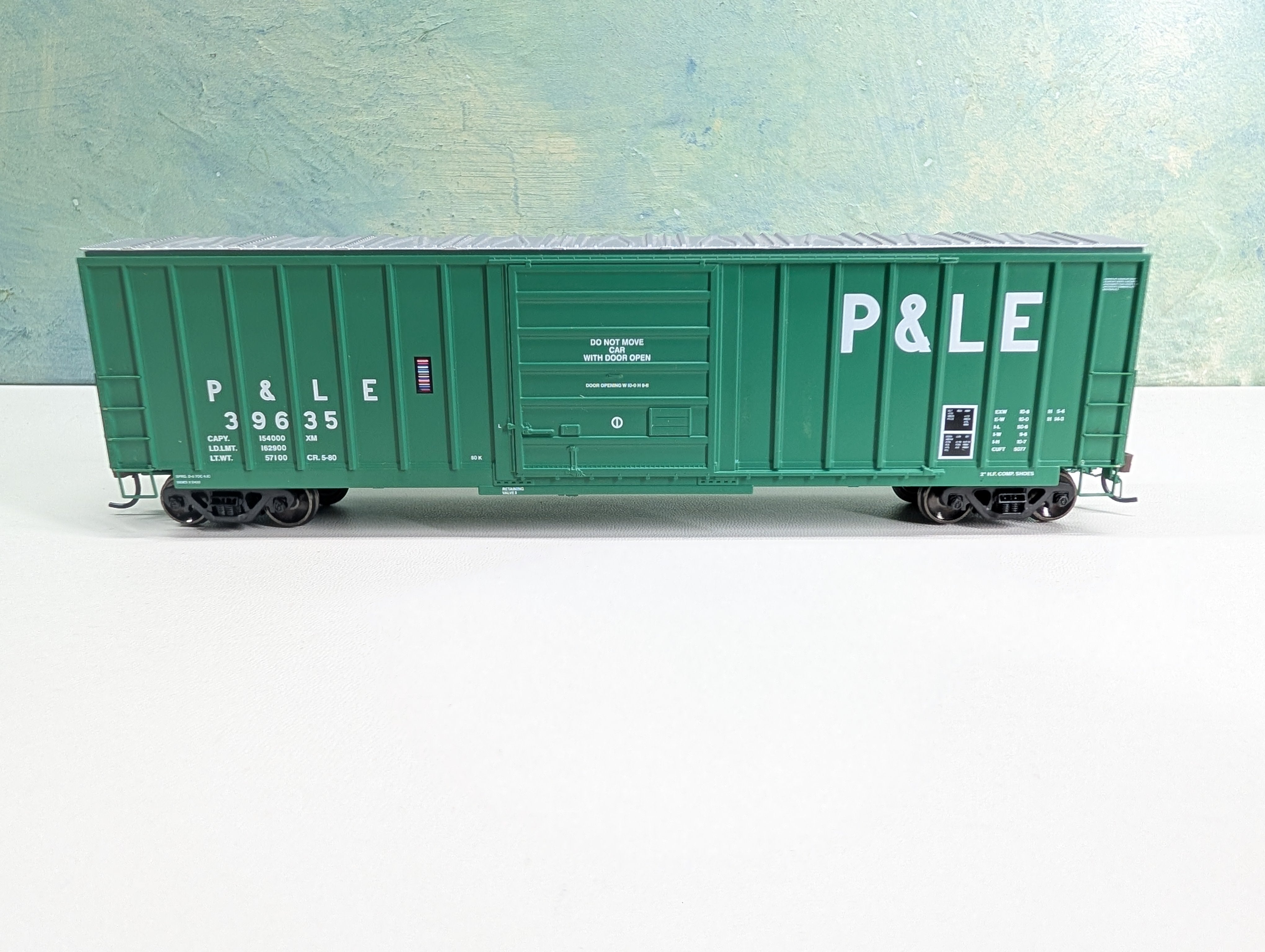 USED Athearn Genesis G4208 HO Scale 50' Sieco Box Car Pittsburgh and Lake Erie P&LE #39635 Metal Wheels