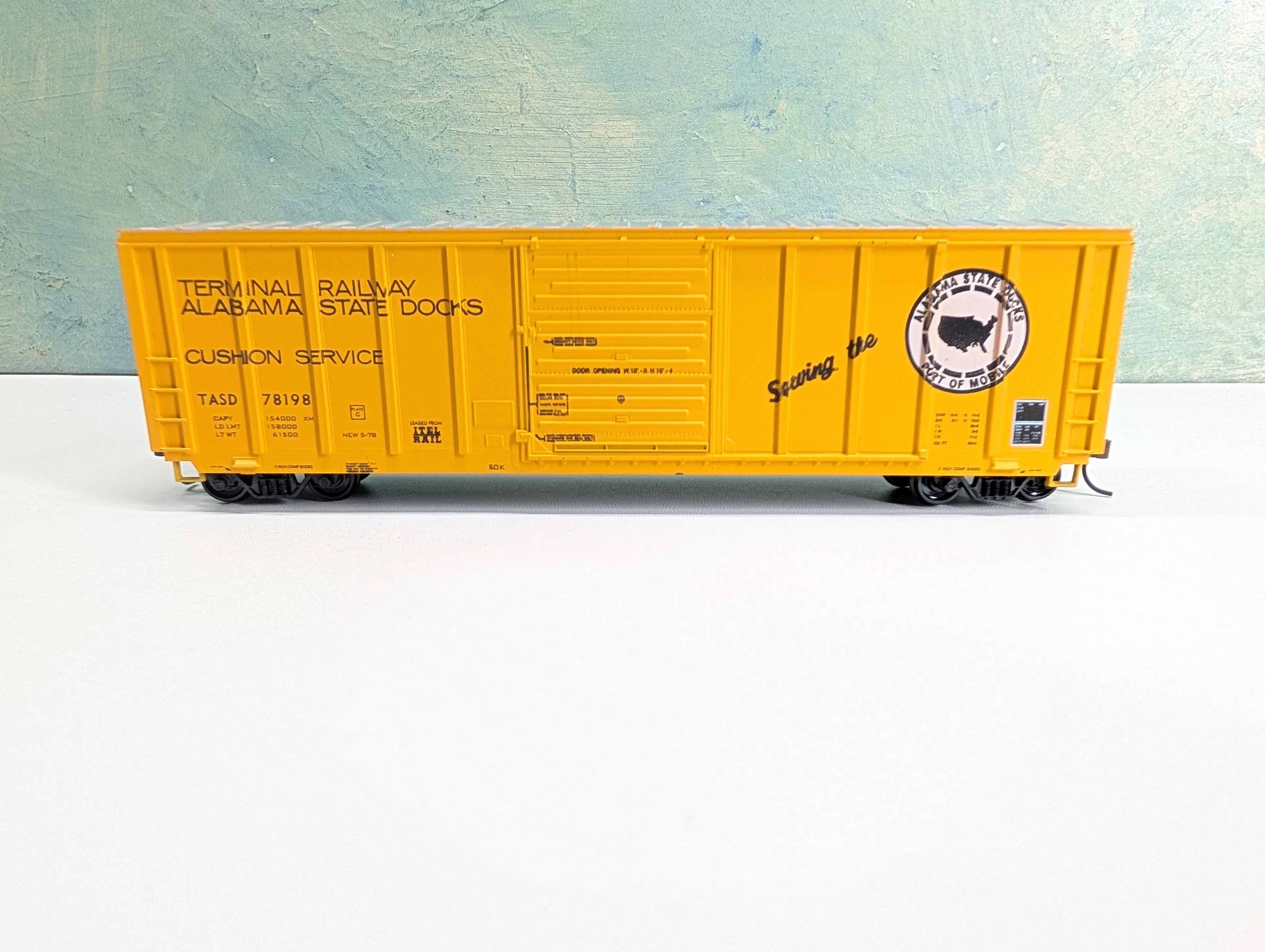 USED Roundhouse HO Scale 50' Ribside Box Car Alabama State Docks TASD #78198