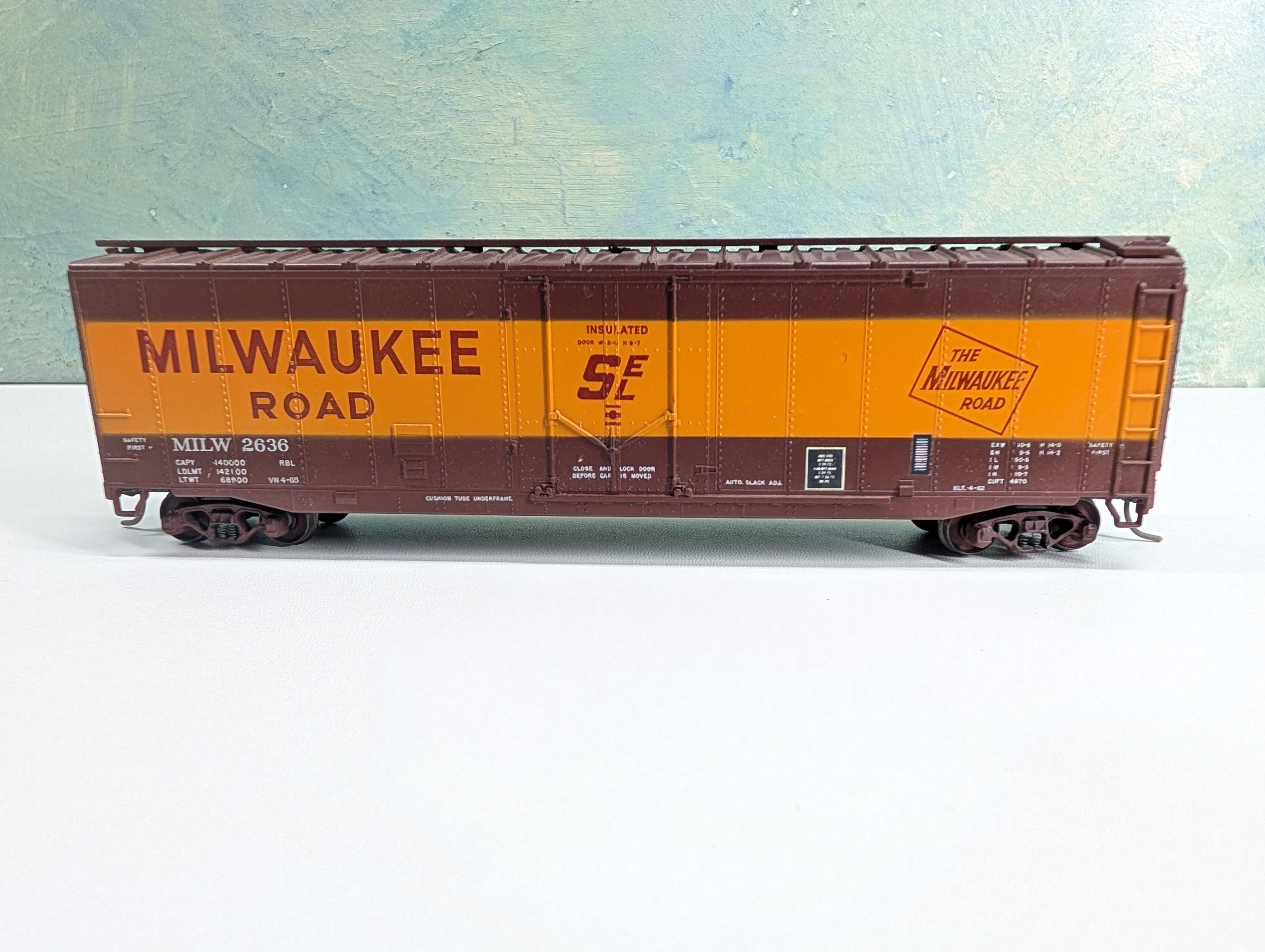USED Athearn HO Scale 50' PD Box Car Milwaukee Road MILW #2636 Metal Wheels
