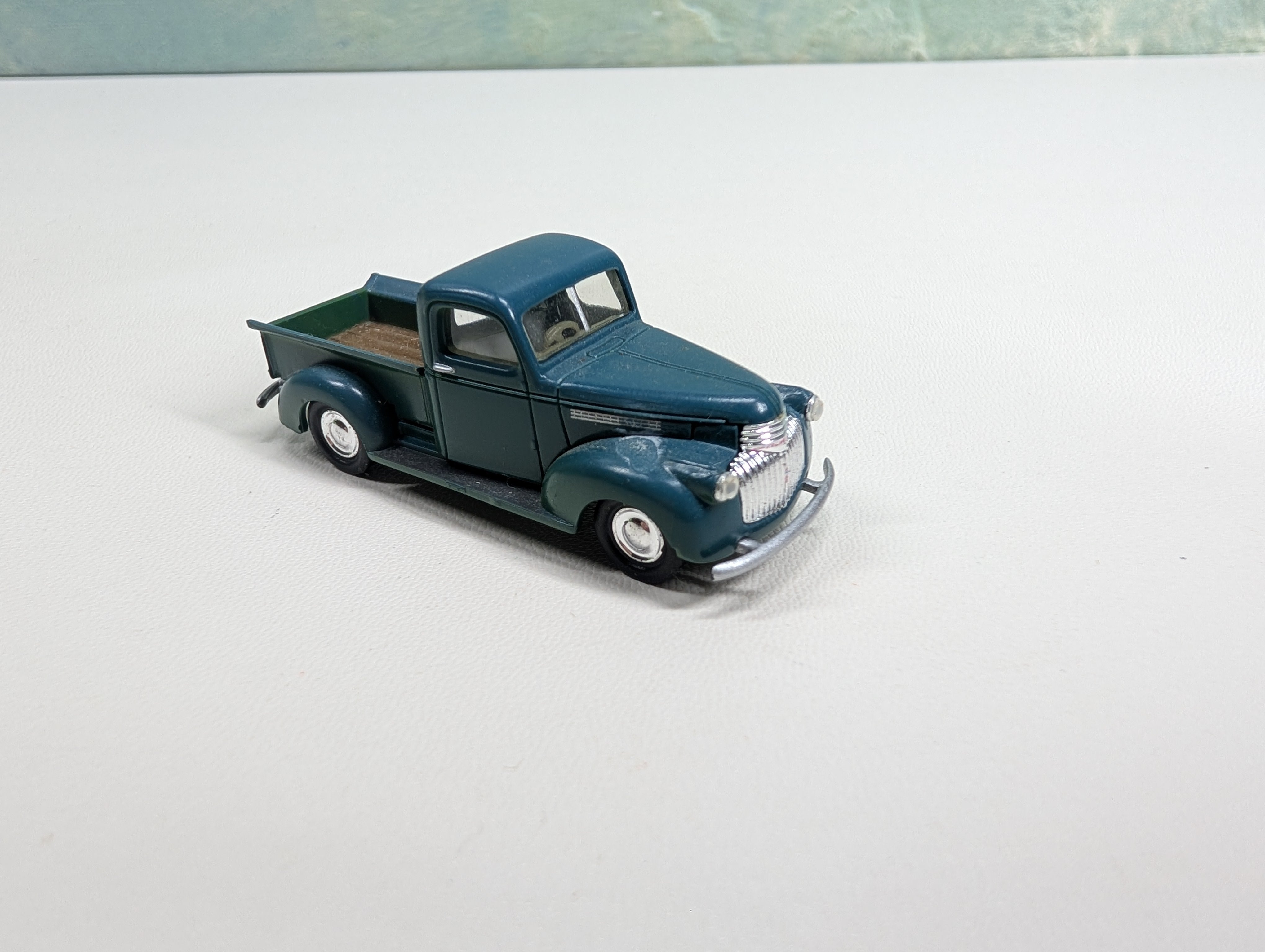 USED Classic Metal Works HO Scale Pick-Up Truck, Blue / Green, GM