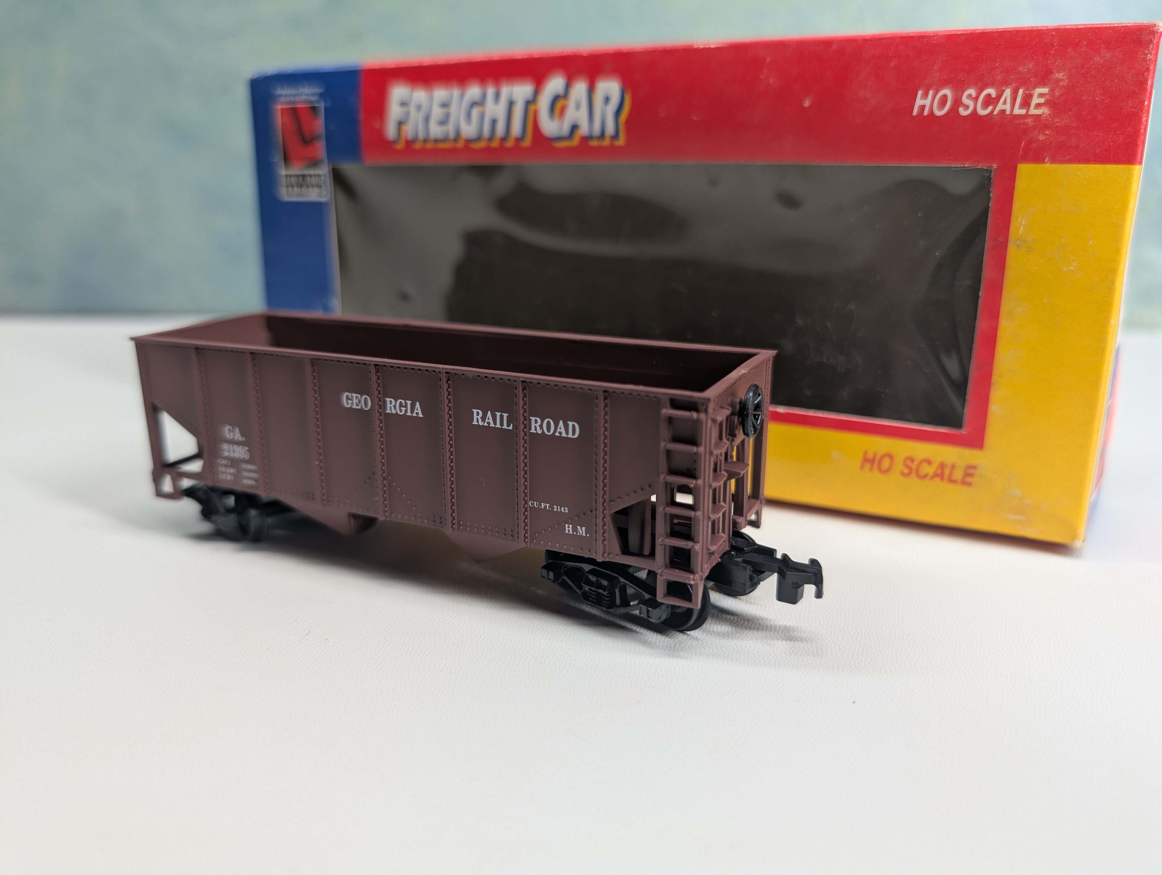 USED Life-Like 21908 HO Scale 2 Bay Hopper Georgia Railroad GA #21395