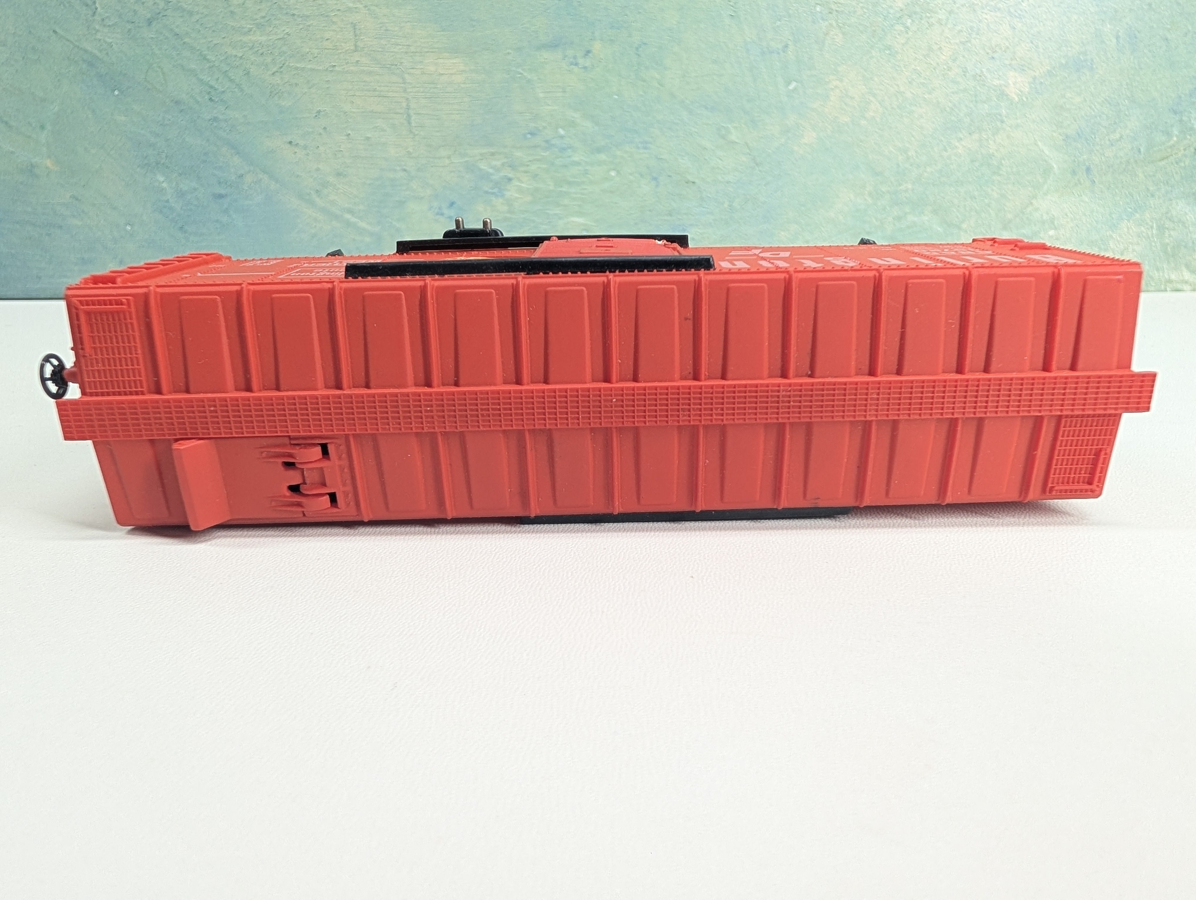 USED Tyco HO Scale 40' Operating Box Car Burlington CB&Q #19720 Untested