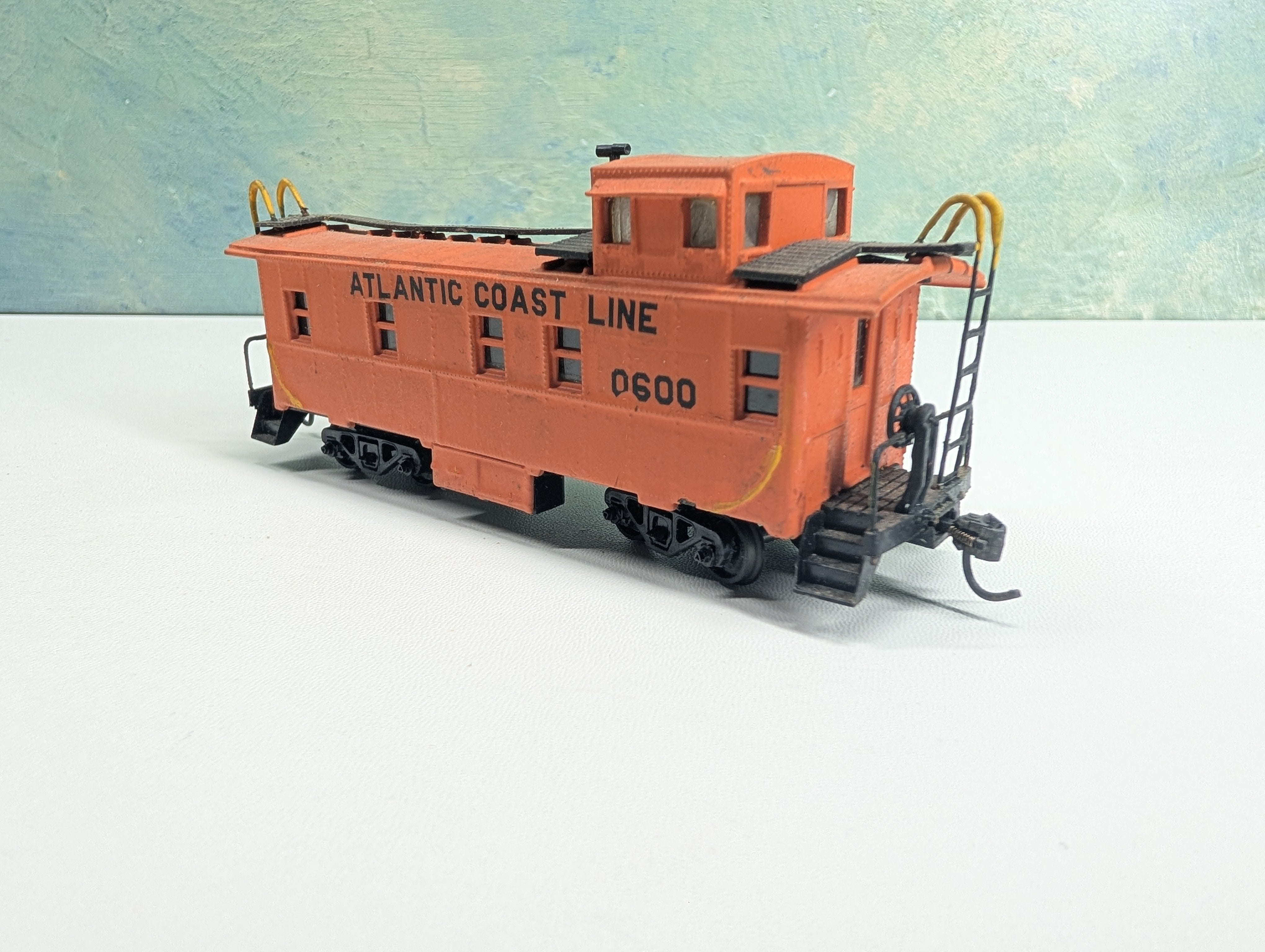 USED Athearn HO Scale Caboose Atlantic Coast Line ACL #0600 Custom Decal