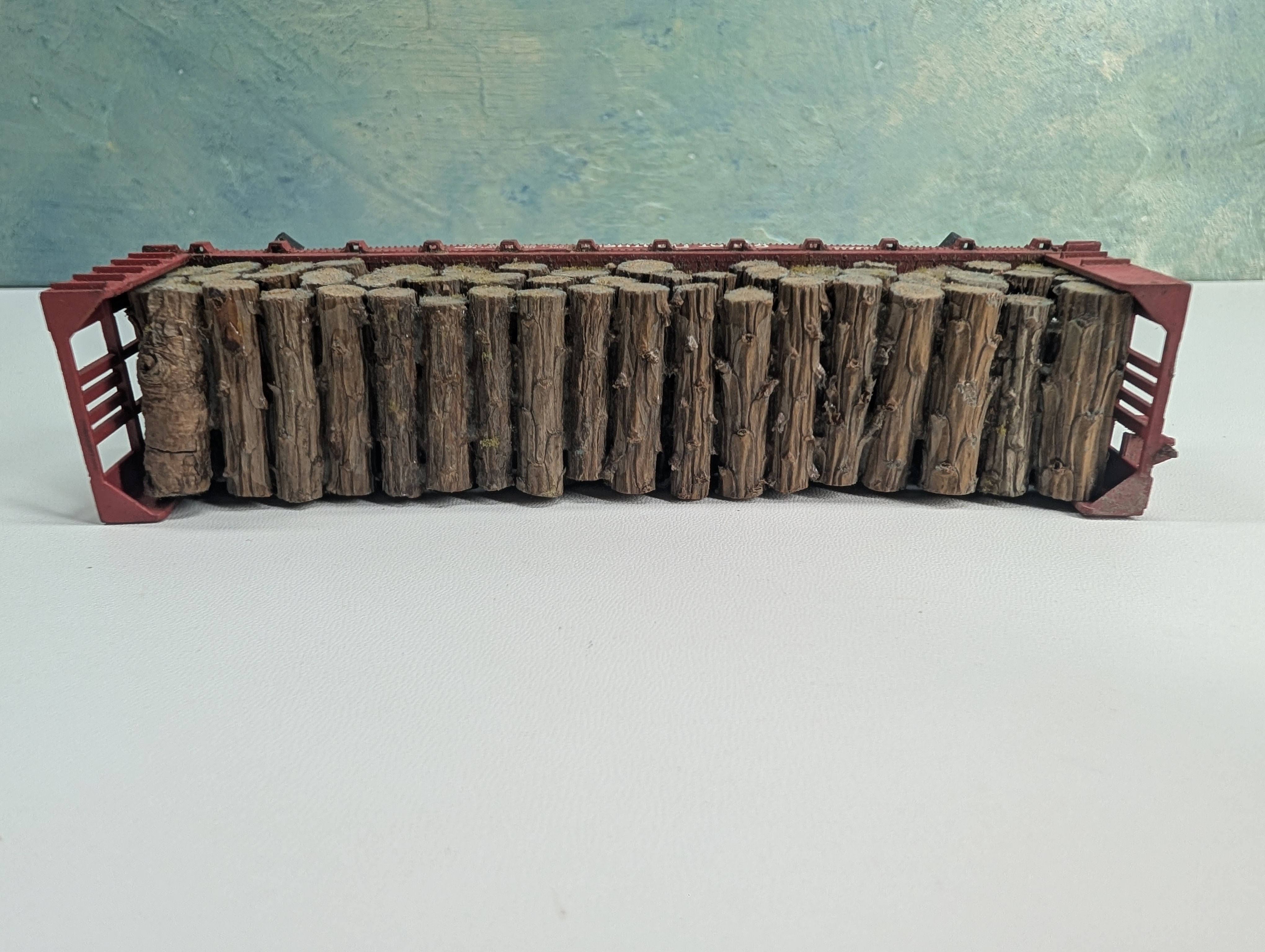 USED HO Scale 44' Bulkhead w/ Custom Log Load Great Northern GN #42953