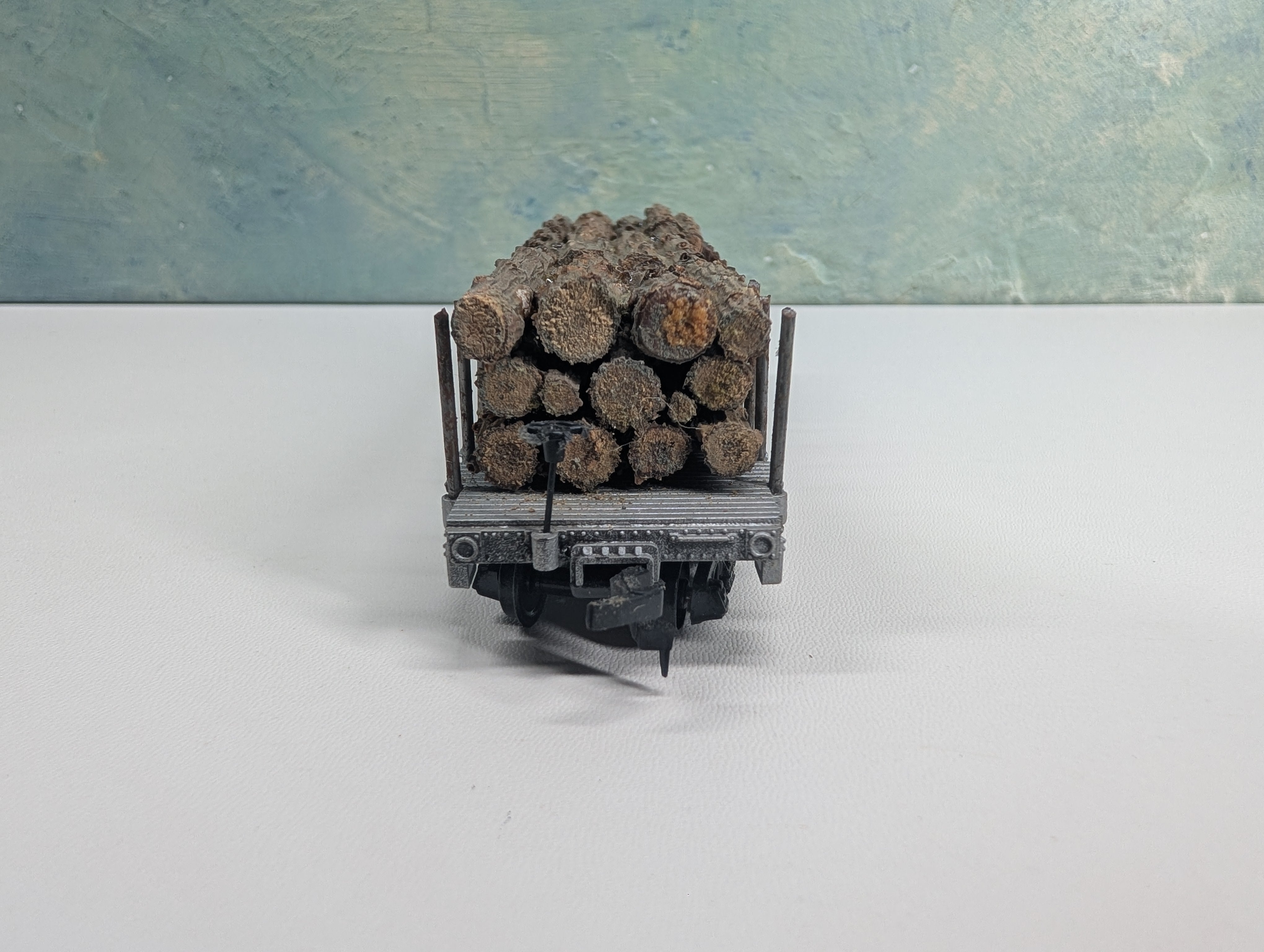 USED Varney HO Scale 40 Flat Car w/ Custom Log Load New York Central NYC #480250