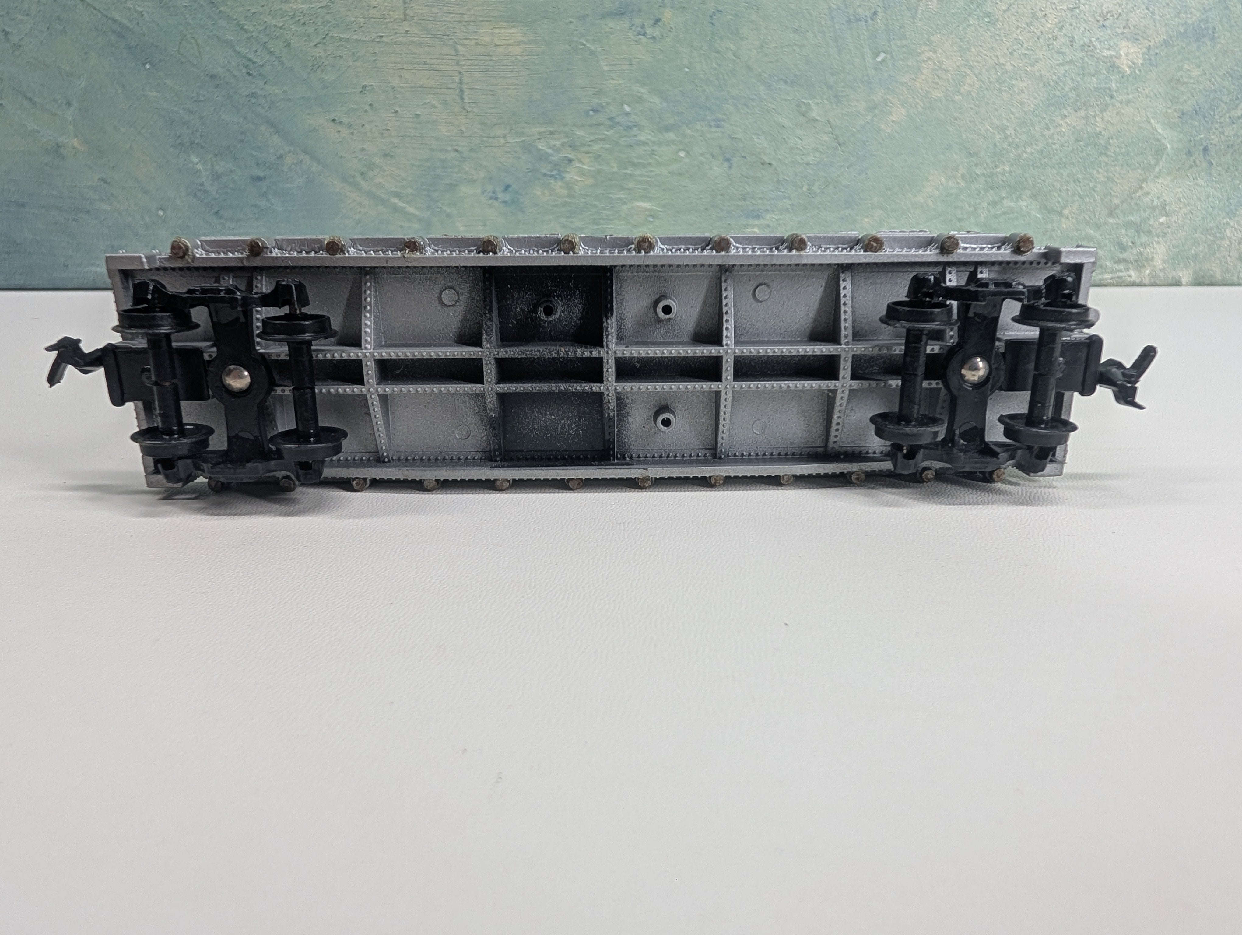 USED Varney HO Scale 40 Flat Car w/ Custom Log Load New York Central NYC #480250