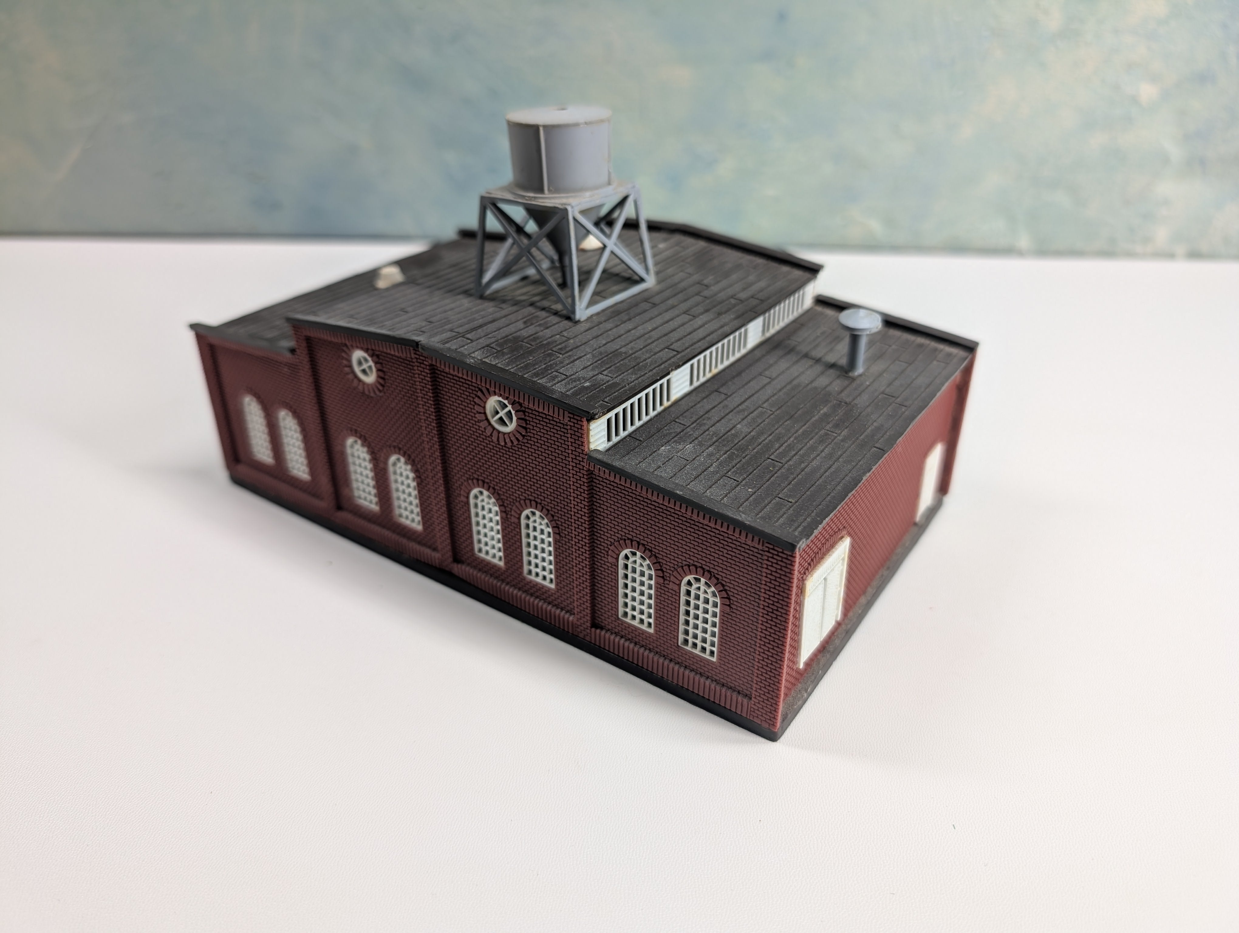 USED HO Scale Small Brick Industry Building