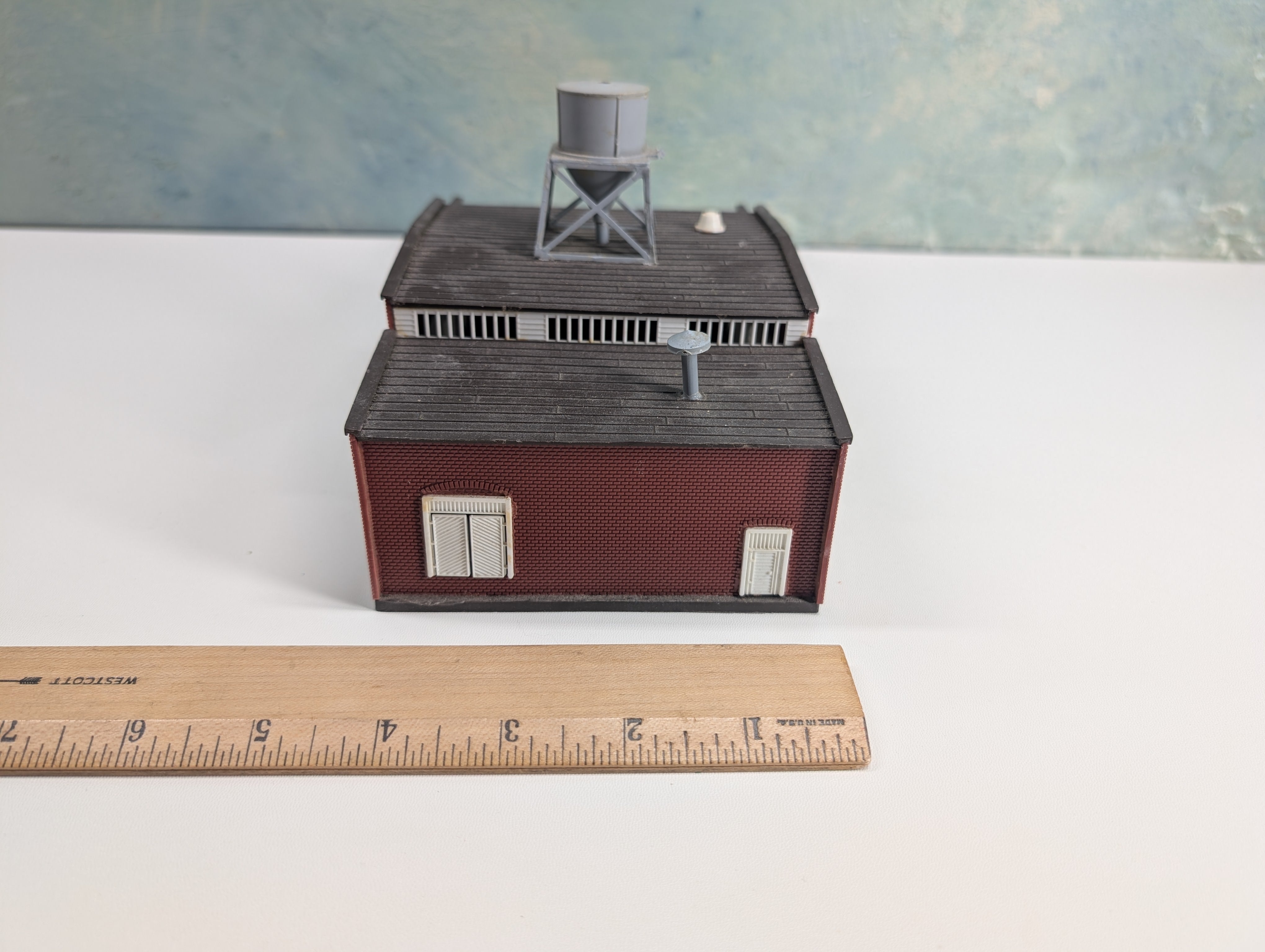 USED HO Scale Small Brick Industry Building
