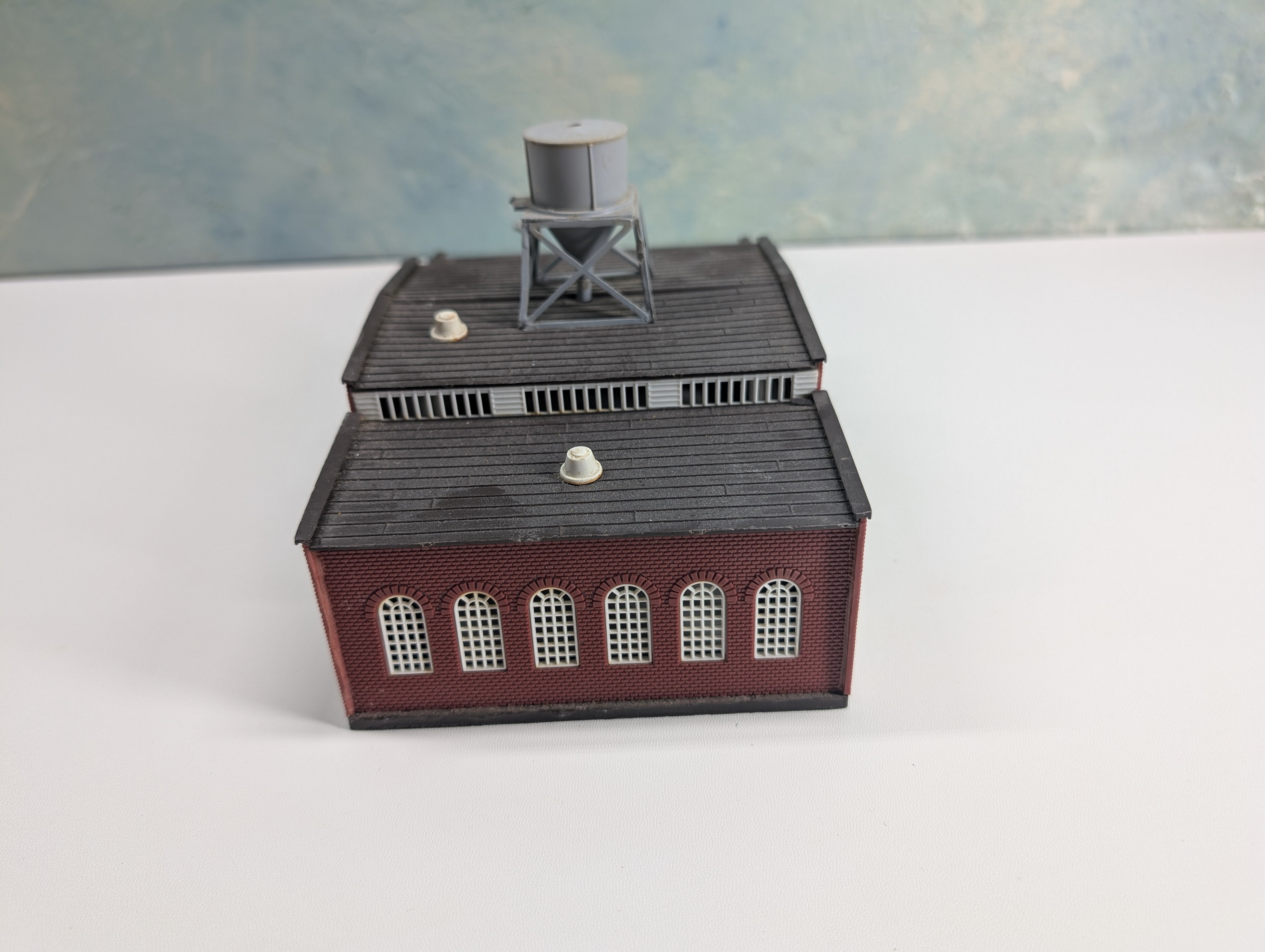 USED HO Scale Small Brick Industry Building