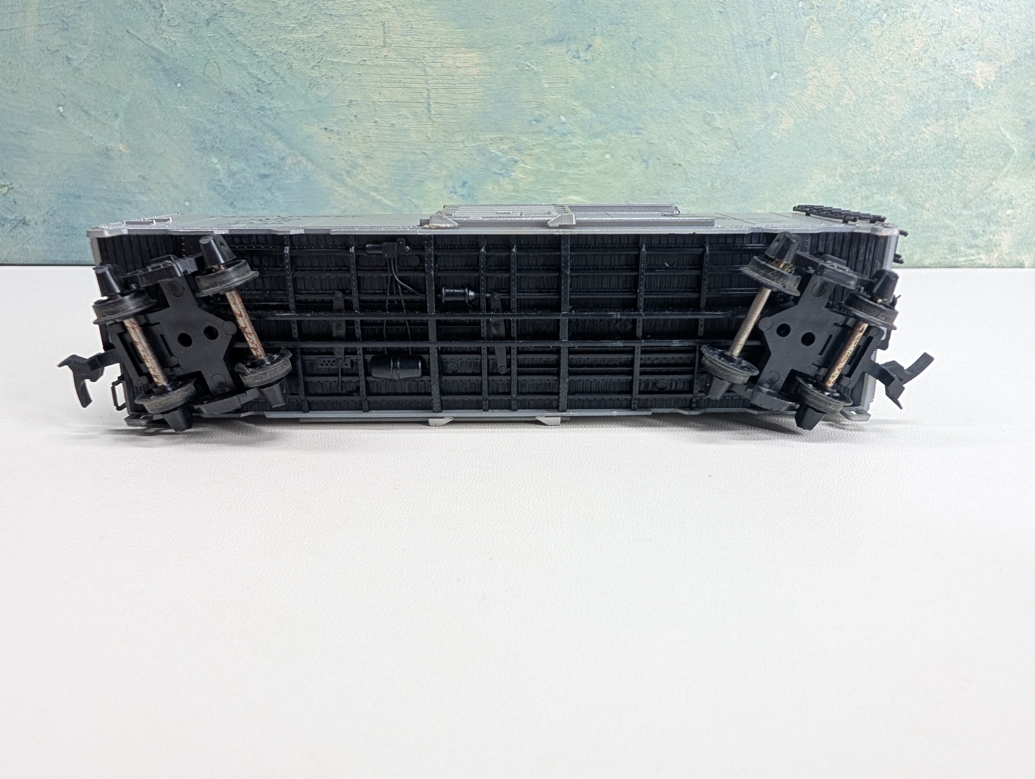 USED ROCO HO Scale 40' Box Car Chesapeake and Ohio C&O #3945