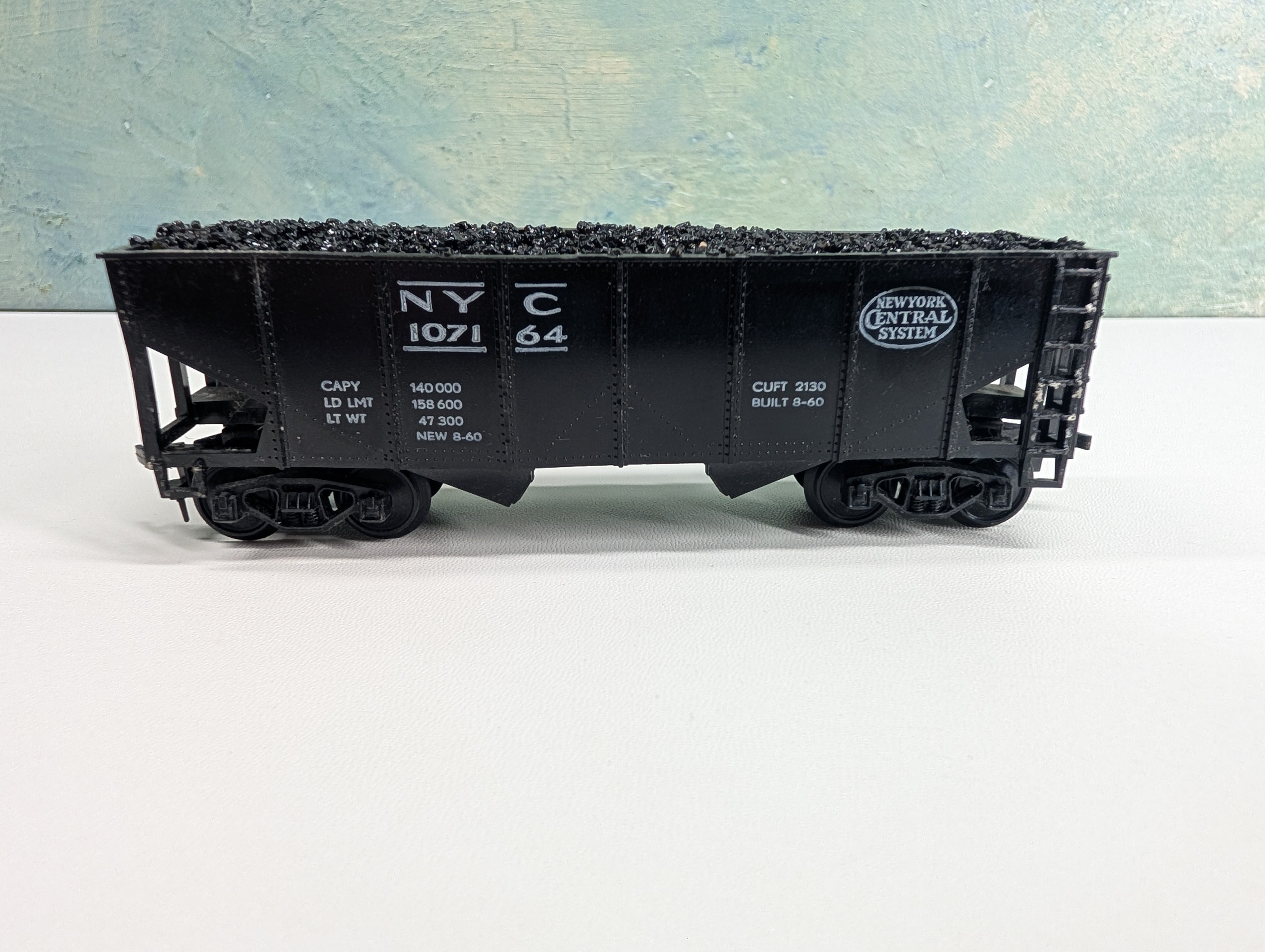 USED Fleischmann HO Scale 35' 2-Bay Hopper w/ Coal Load New York Central NYC #107164