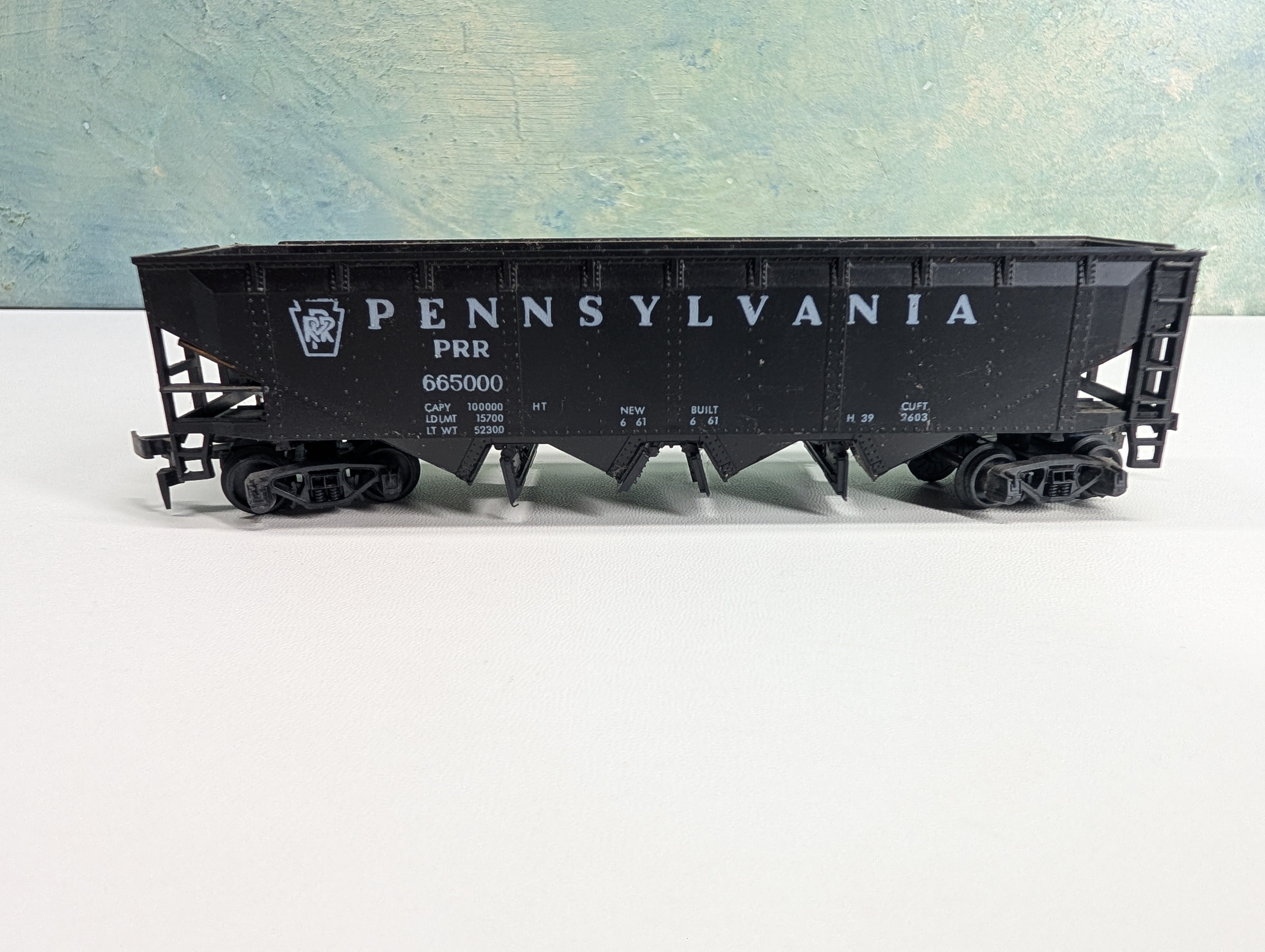 USED ROCO HO Scale Operating Quad Hopper Pennsylvania PRR #665000